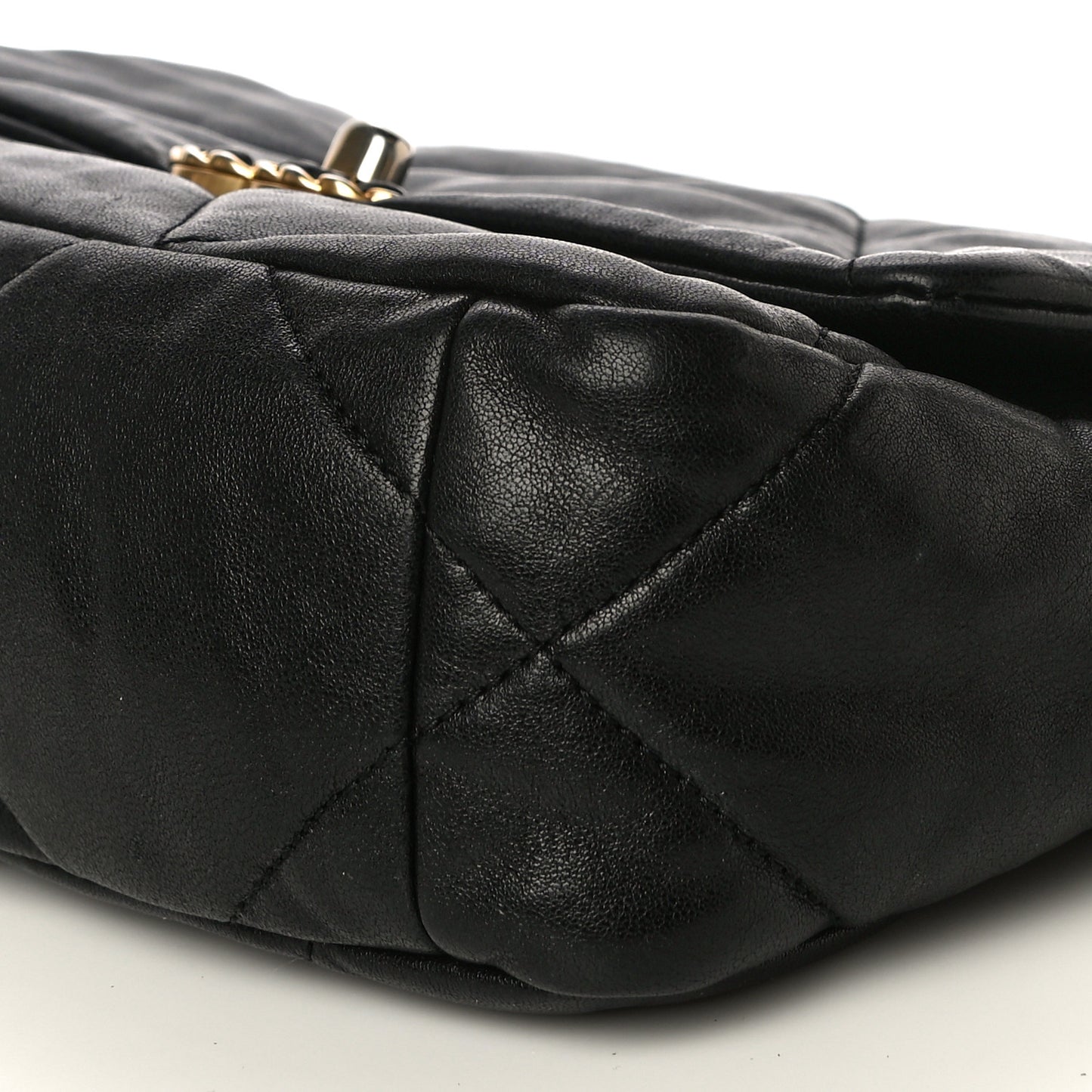 Lambskin Quilted Medium Chanel 19 Flap Black