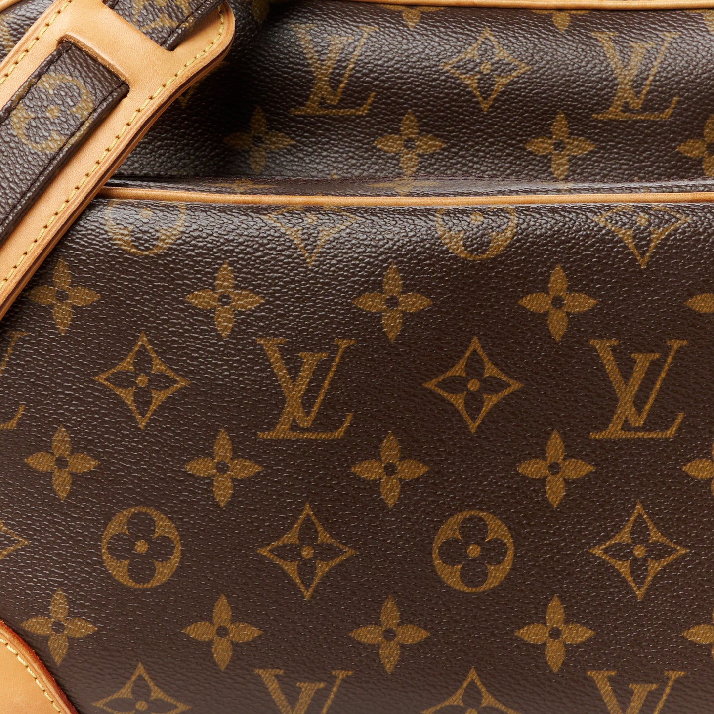 Monogram Nil 28