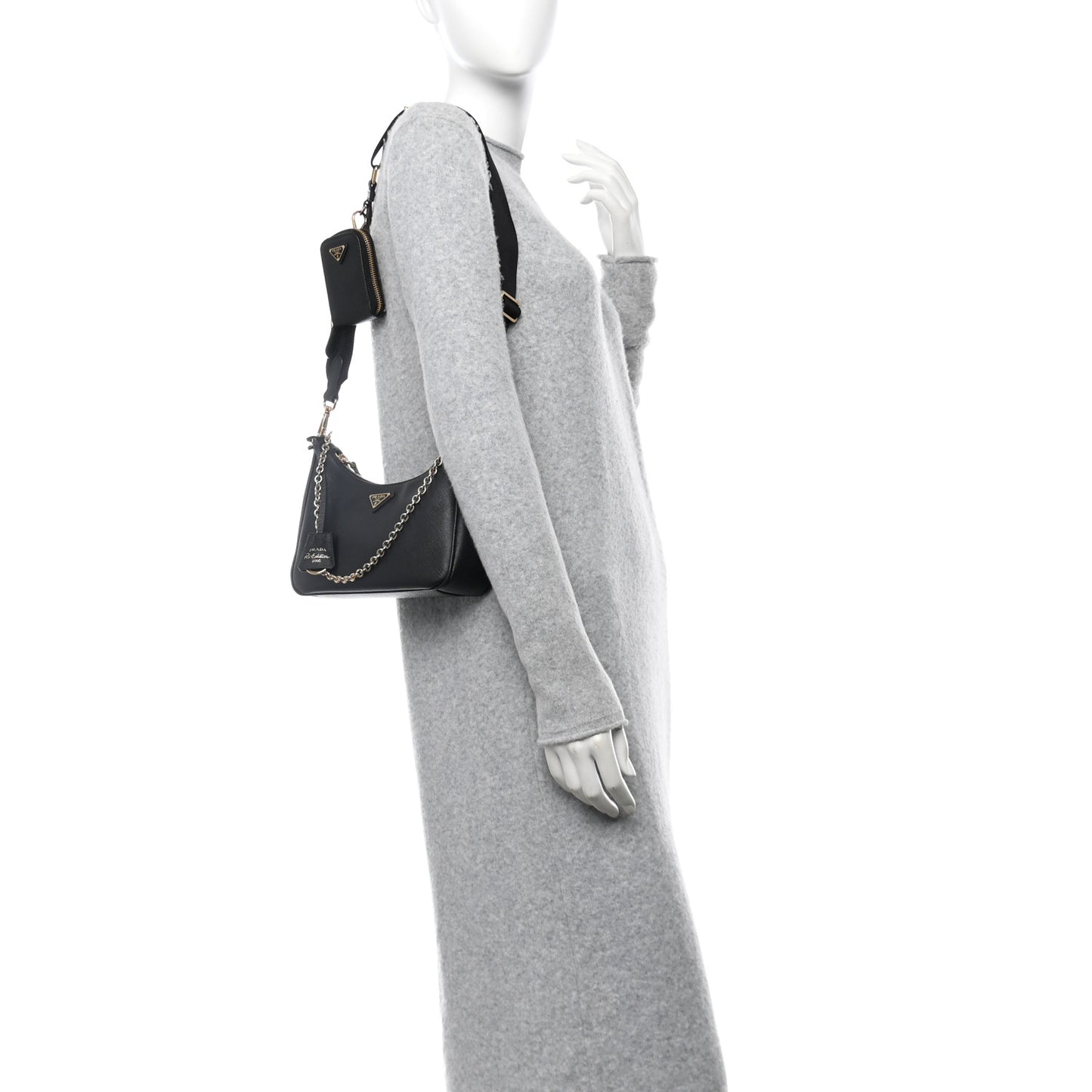 Saffiano Lux Re-Edition 2005 Shoulder Bag Black