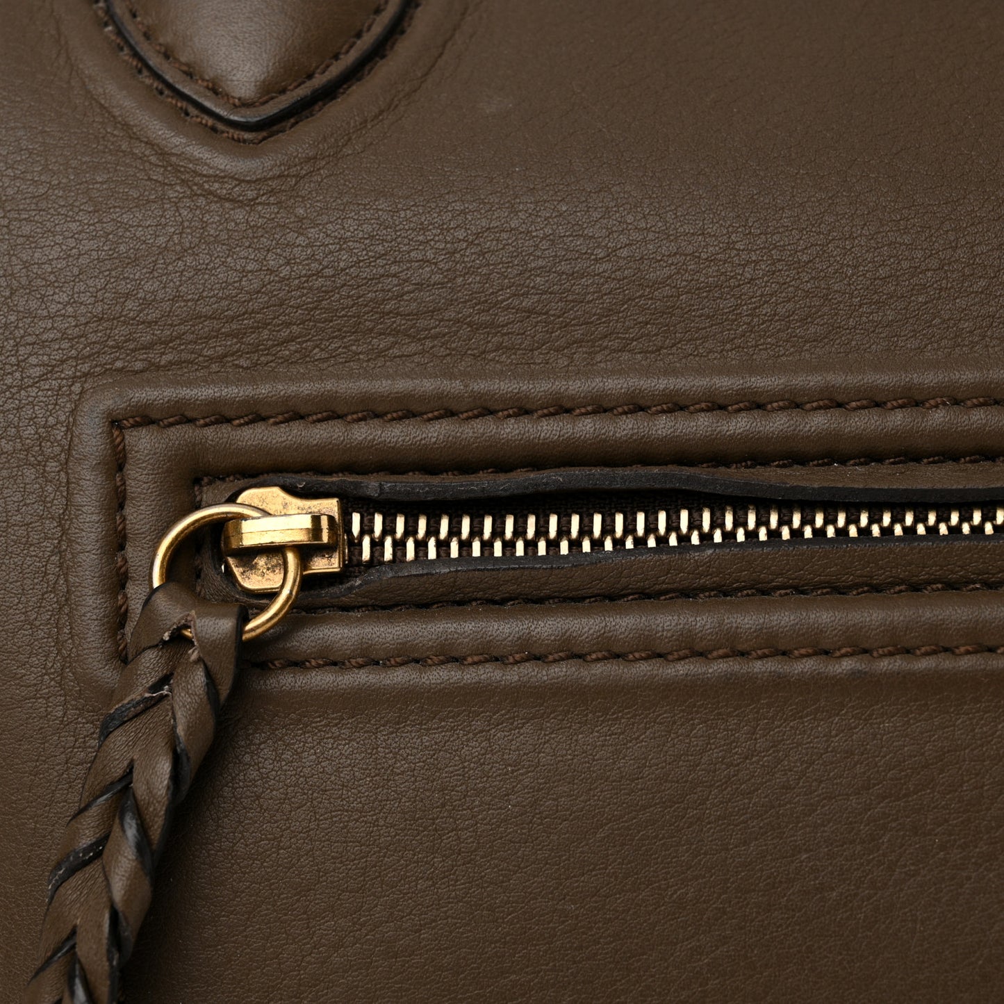 Grained Calfskin Medium Phantom Luggage Taupe