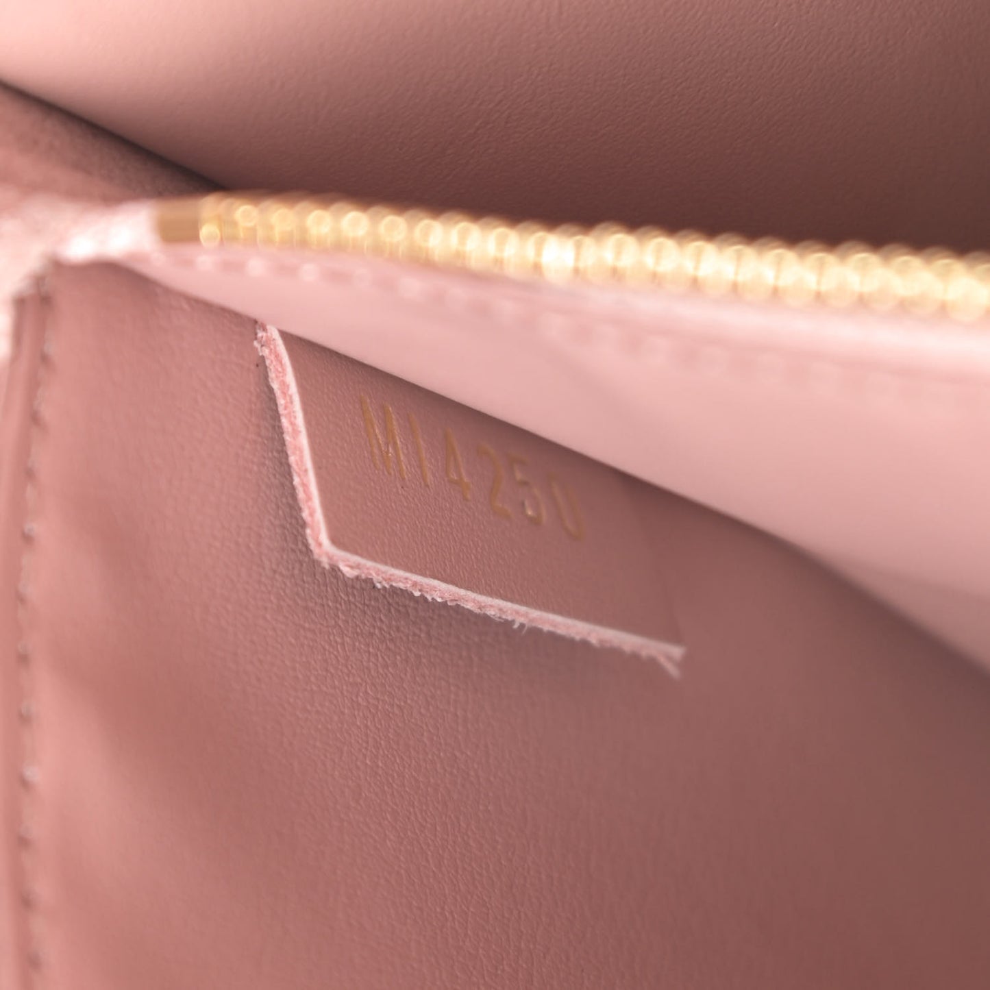 Damier Ebene Croisette Chain Wallet Magnolia