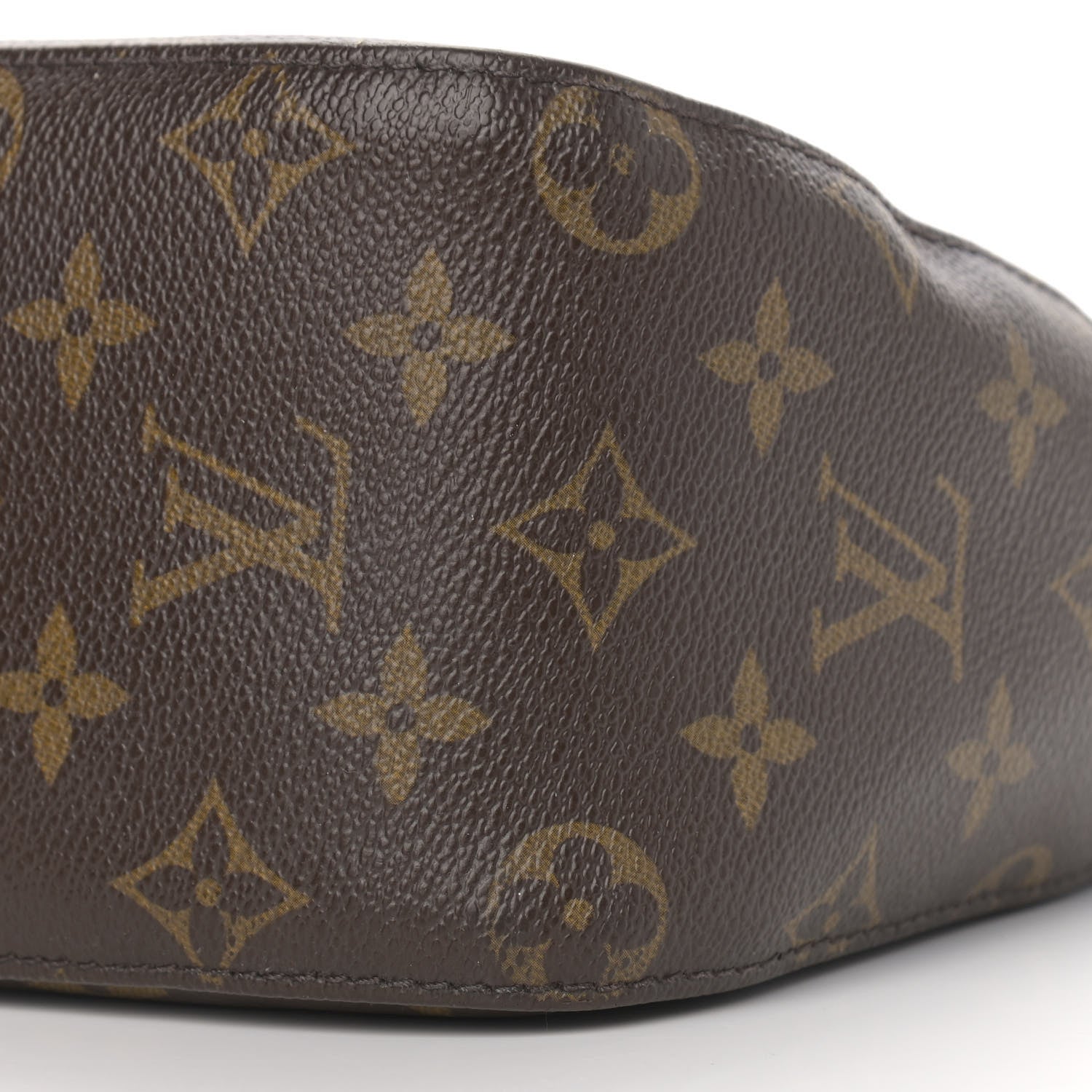 Louis Vuitton Monogram Looping MM 8 of 9