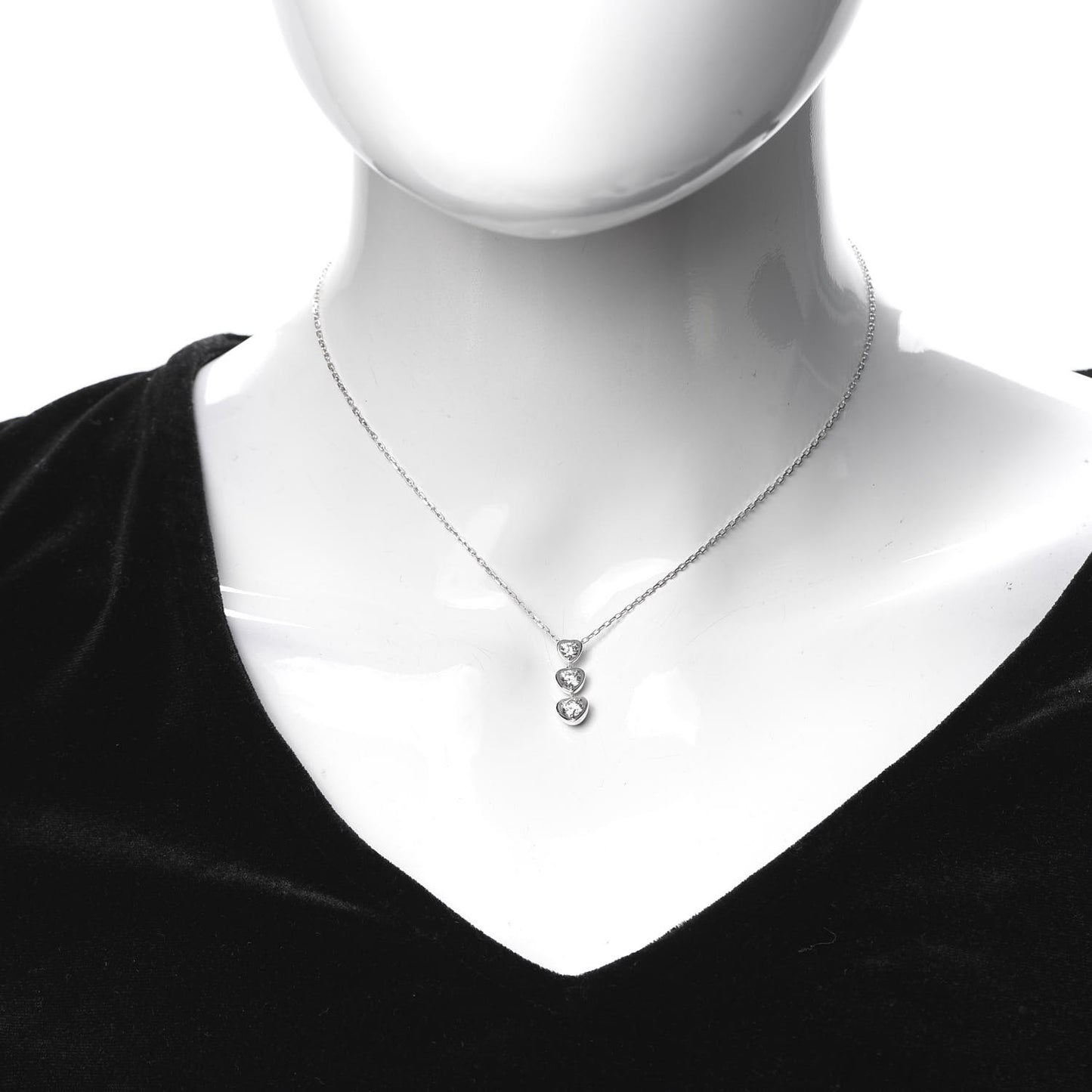18K White Gold Diamond Legers 3 Heart Motif Necklace