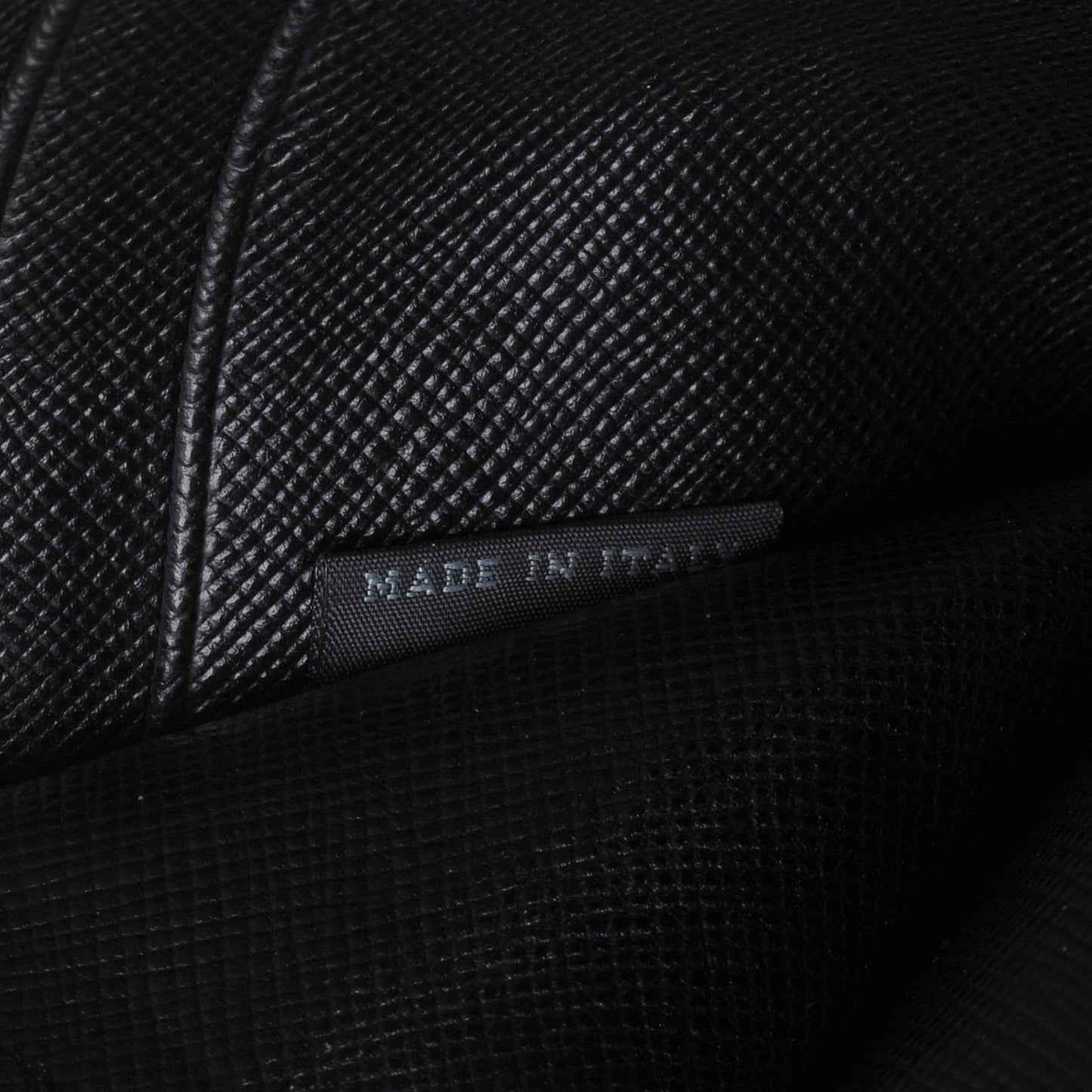 Saffiano Quilted Zip Around Wallet Nero Black