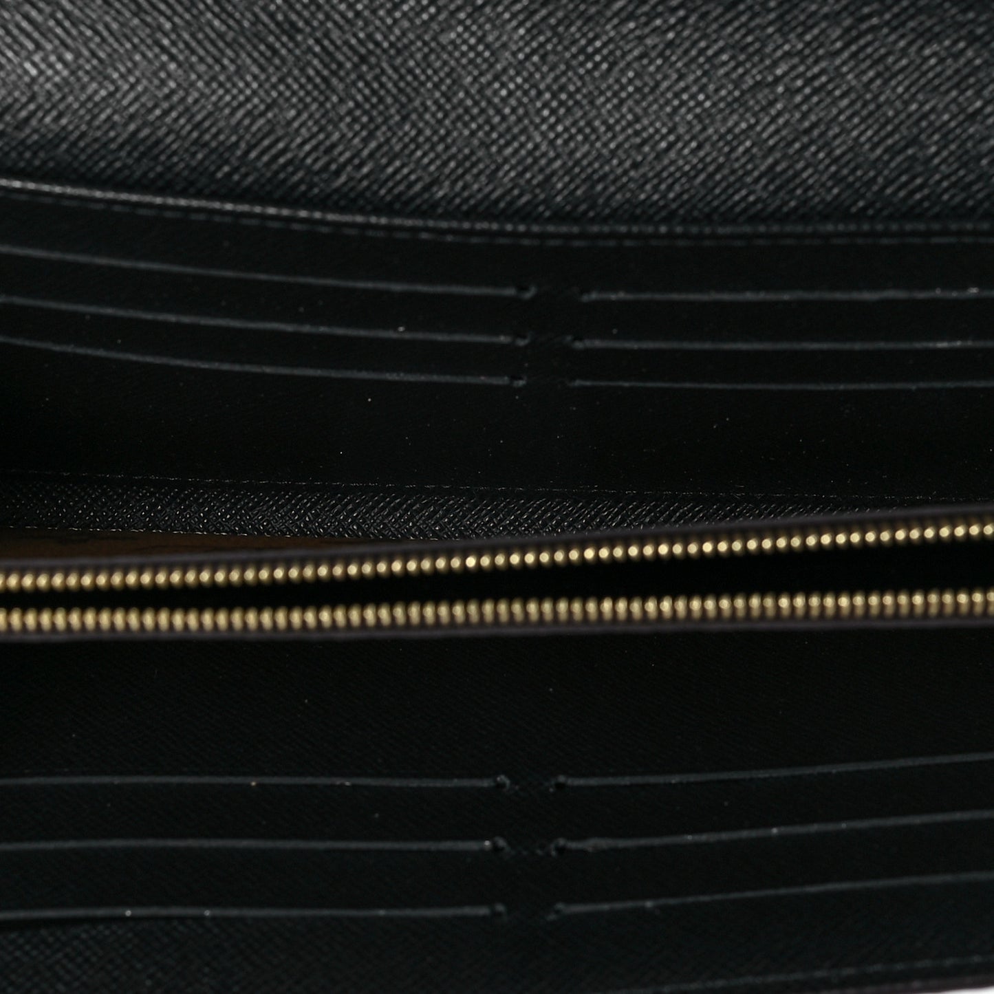 Reverse Monogram Giant Sarah Wallet