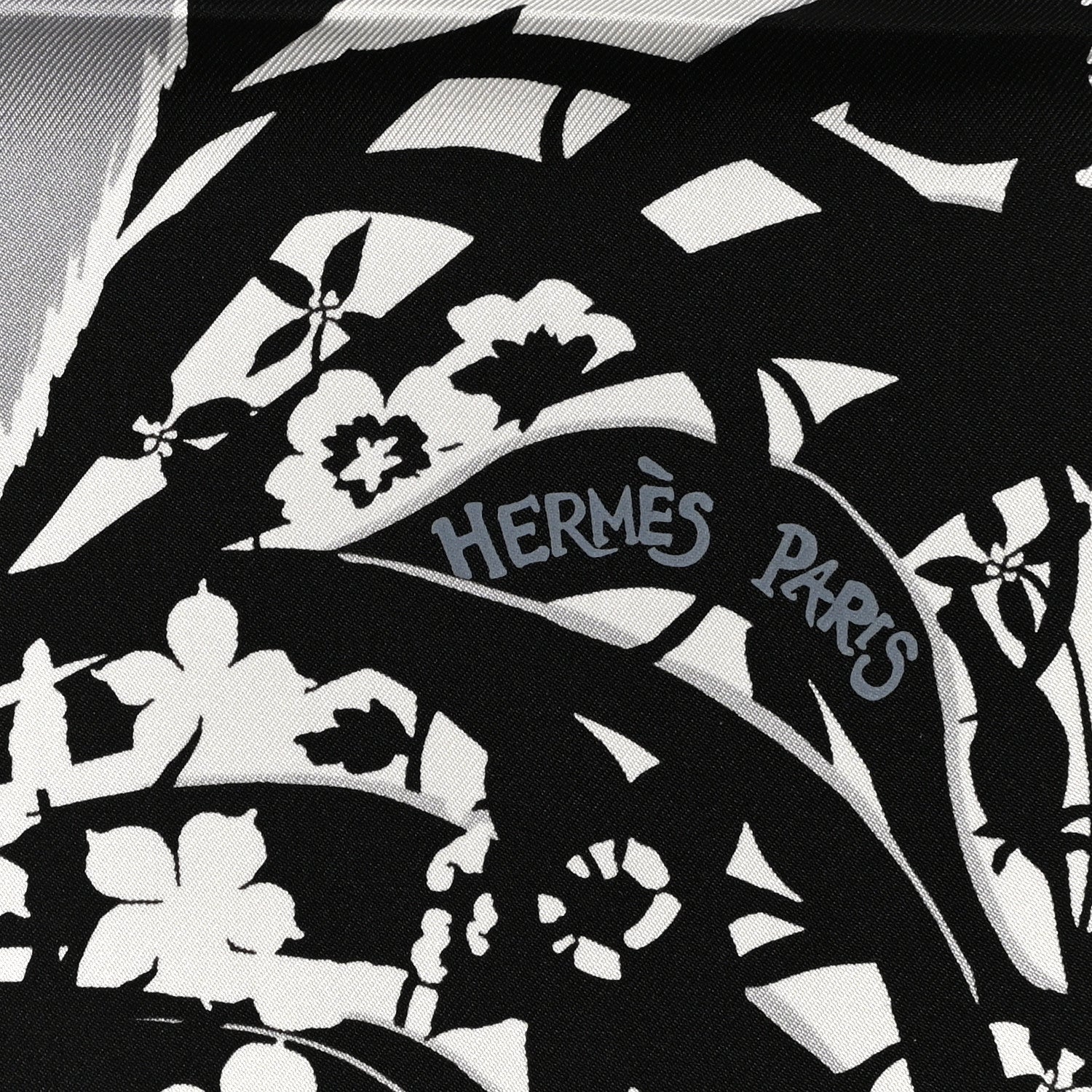 Hermes Silk Tyger Tyger Scarf 90 Noir Blanc Gris 2 of 5