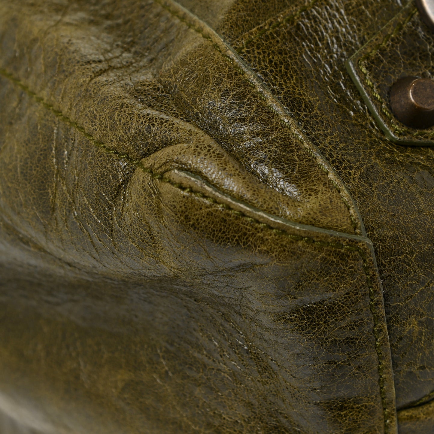 Agneau Classic Hardware Day Hobo Olive