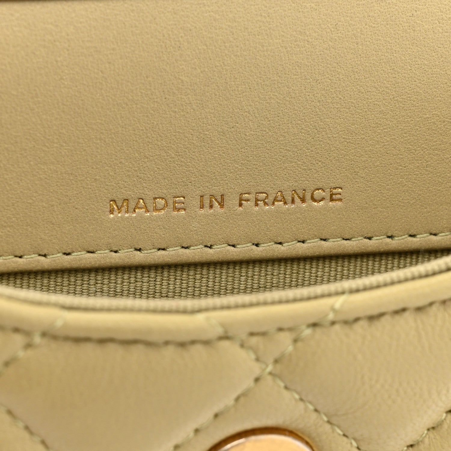 Chanel Lambskin Enamel Quilted Coco Hearts Clutch With Chain Light Green 7 of 12