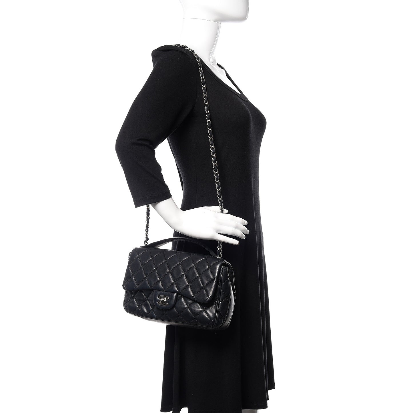 Lambskin Quilted Medium Easy Carry Flap Black