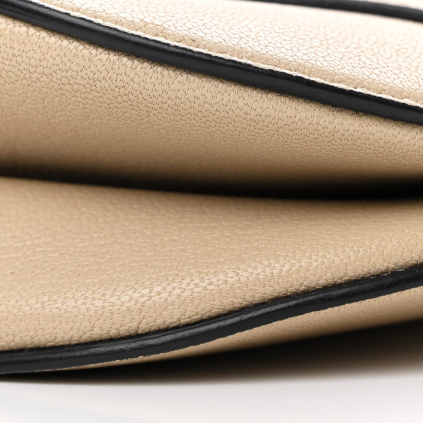 Shiny Goatskin Saddle Bag Corda