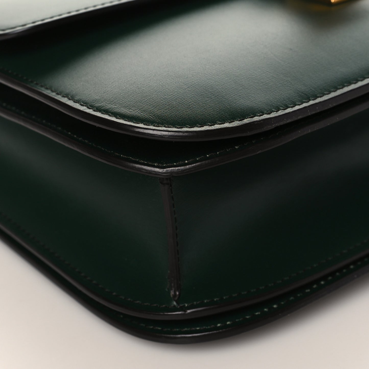 Box Calfskin Medium Classic Box Flap Bag