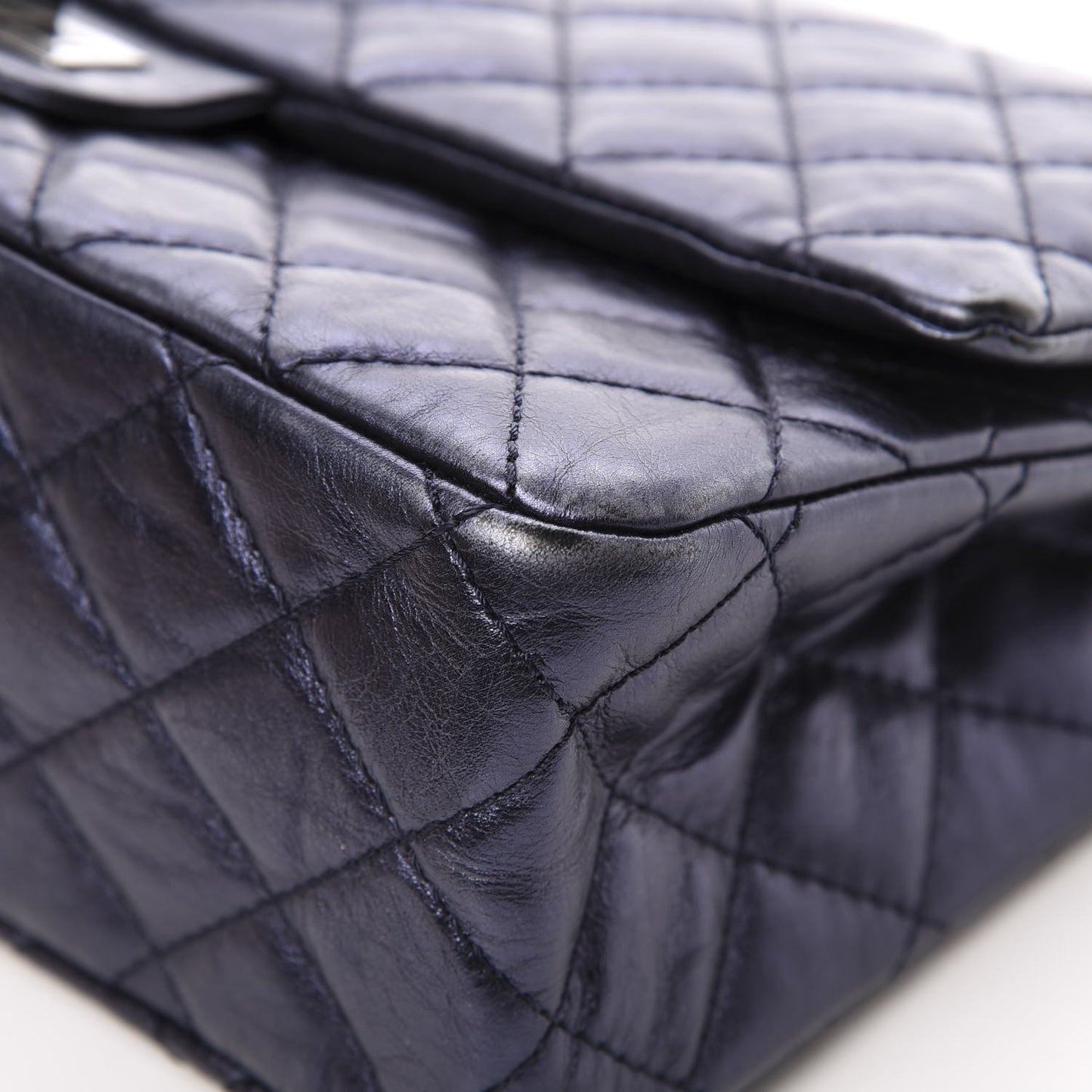 Metallic Calfskin Quilted 2.55 Reissue 226 Flap Marine Fonce