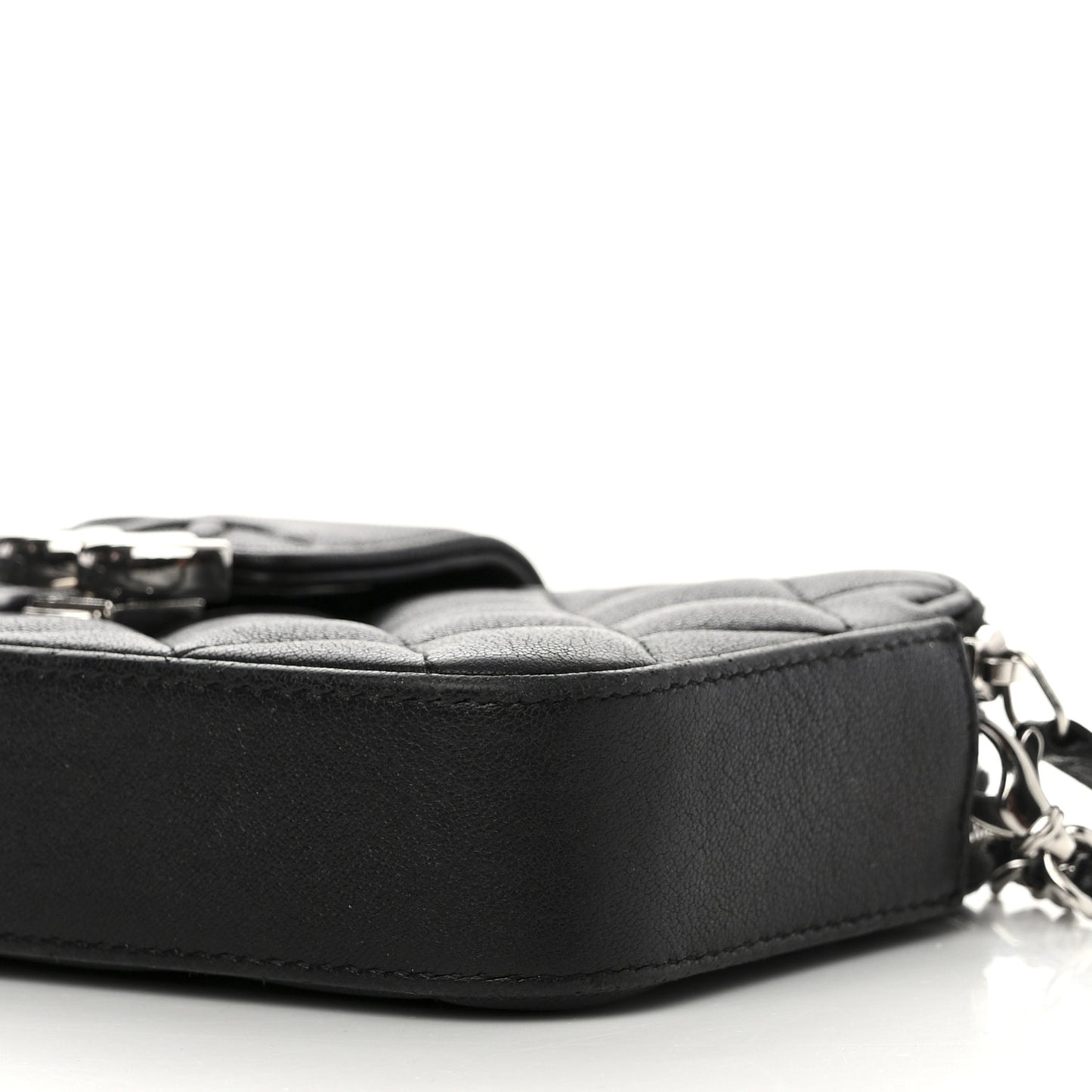 Lambskin Quilted CC Box Clutch With Chain Black