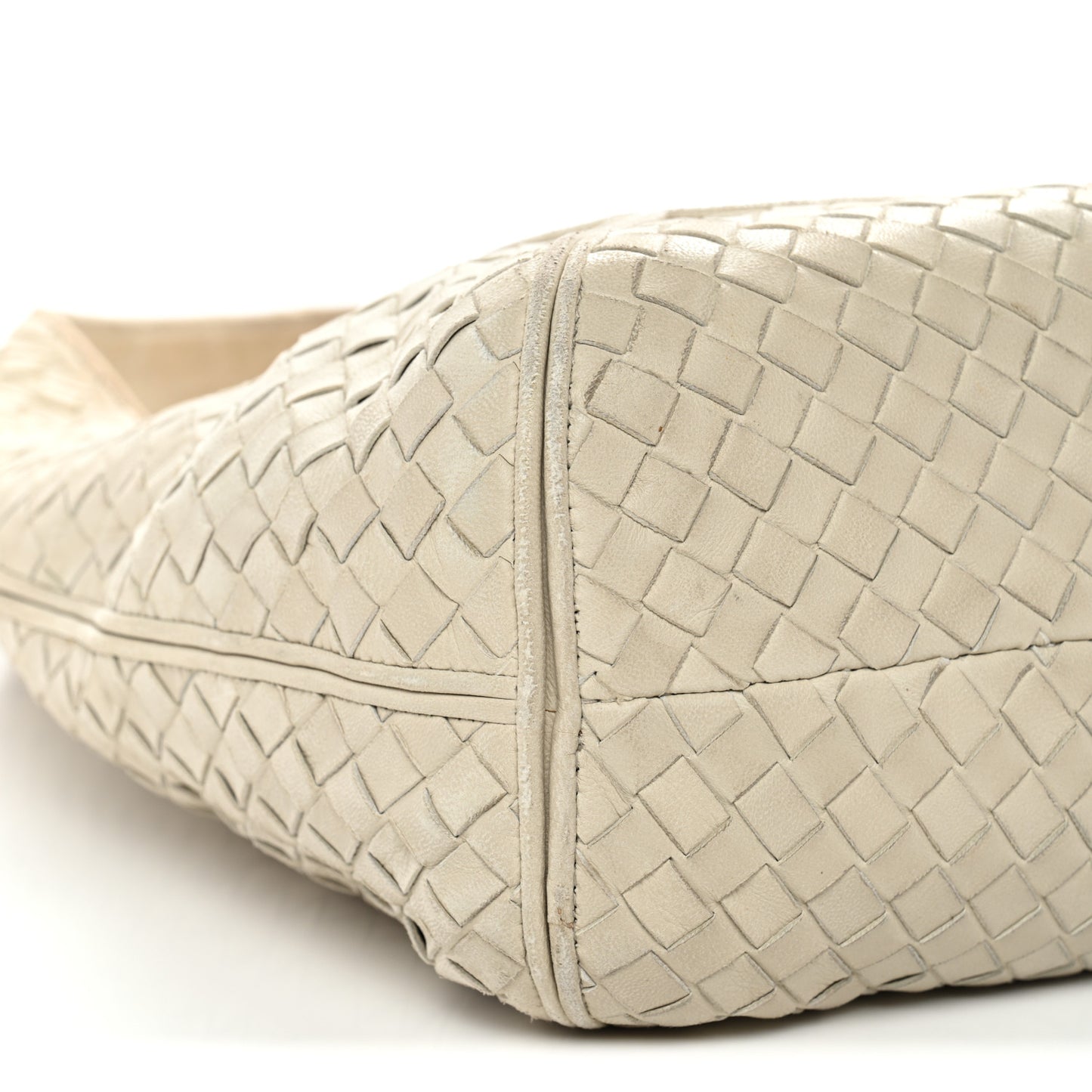 Nappa Intrecciato Ball Hobo White
