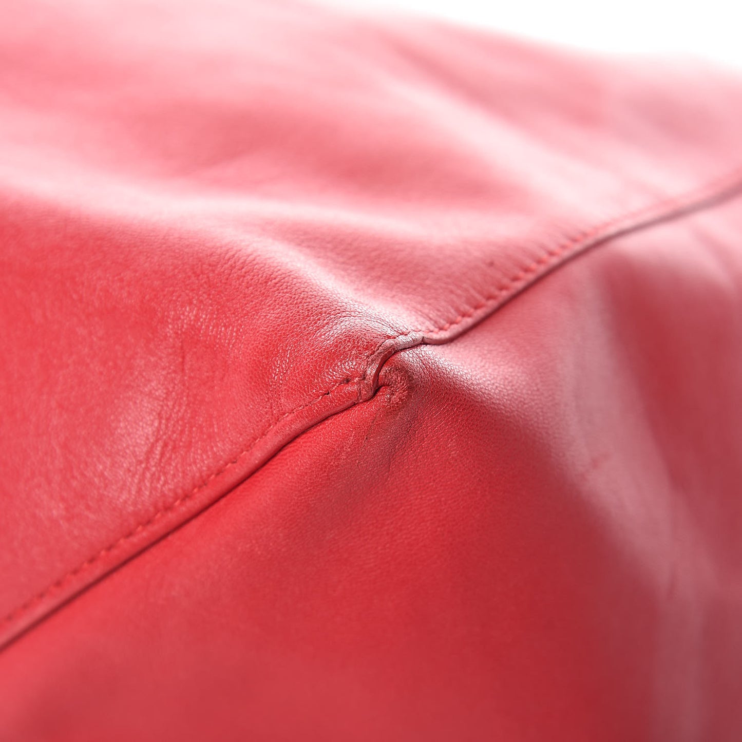 Lambskin Horizontal Cabas Red