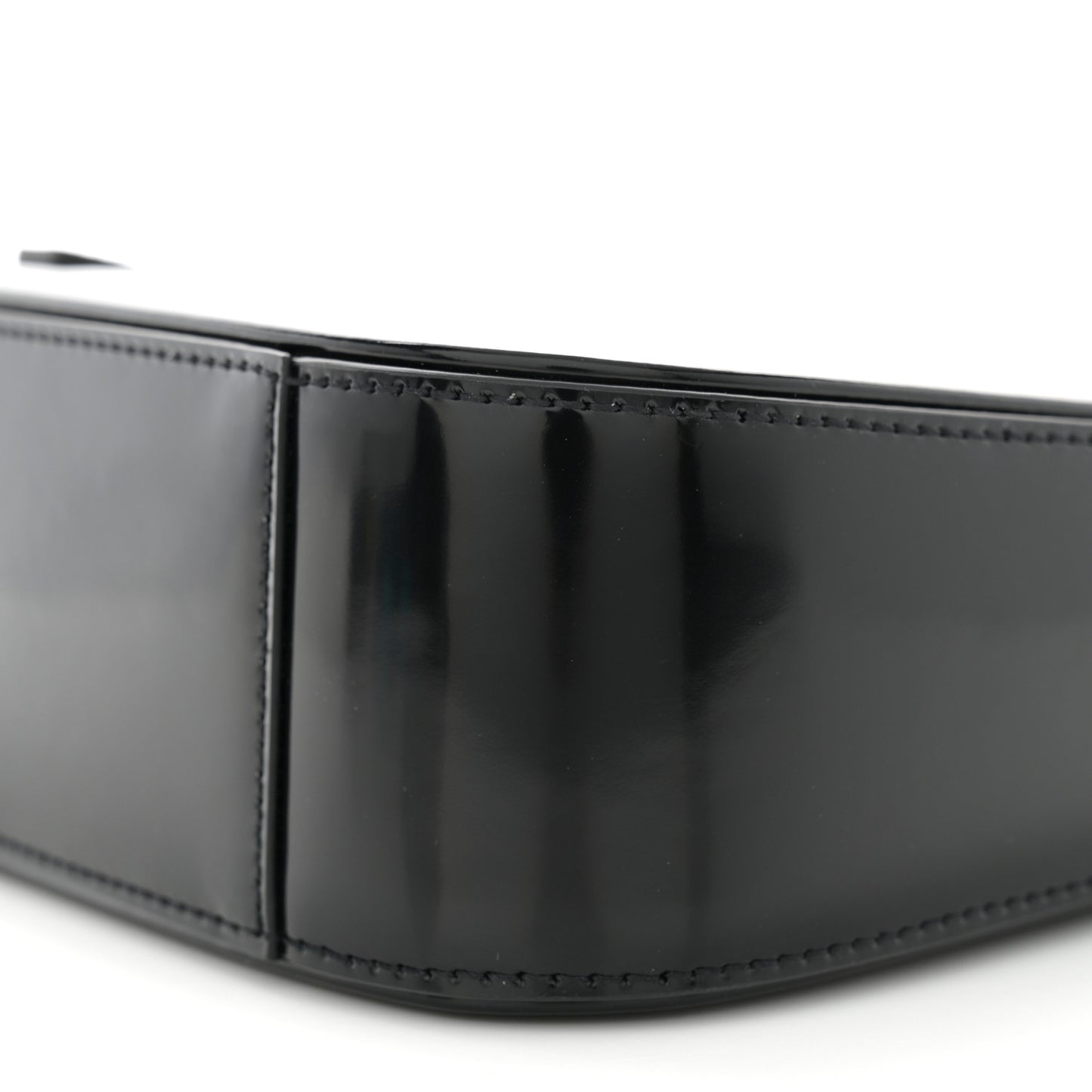 Patent Le 5 A 7 Monochrome Hobo Black