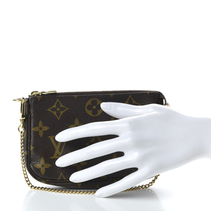 Louis Vuitton Monogram Mini Pochette Accessories 2 of 10