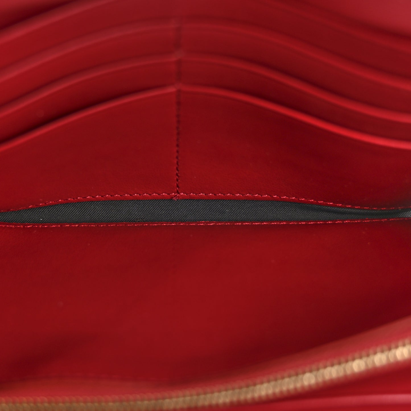 Vitello Cruise F is Fendi Bi-Color FF 1974 Embossed Continental Envelope Wallet Maya Black Fragola