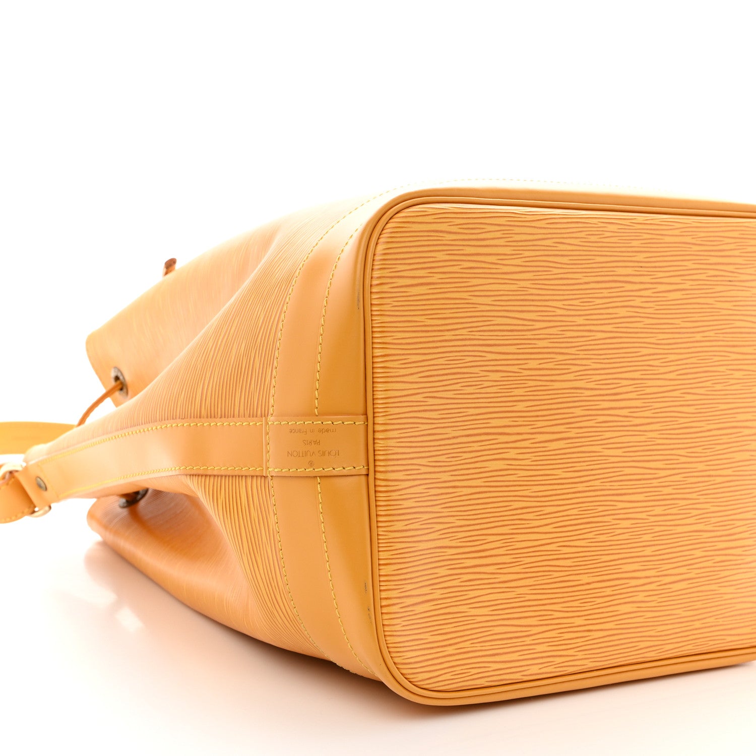Louis Vuitton LOUIS VUITTON Epi Noe Tassil 8 of 10