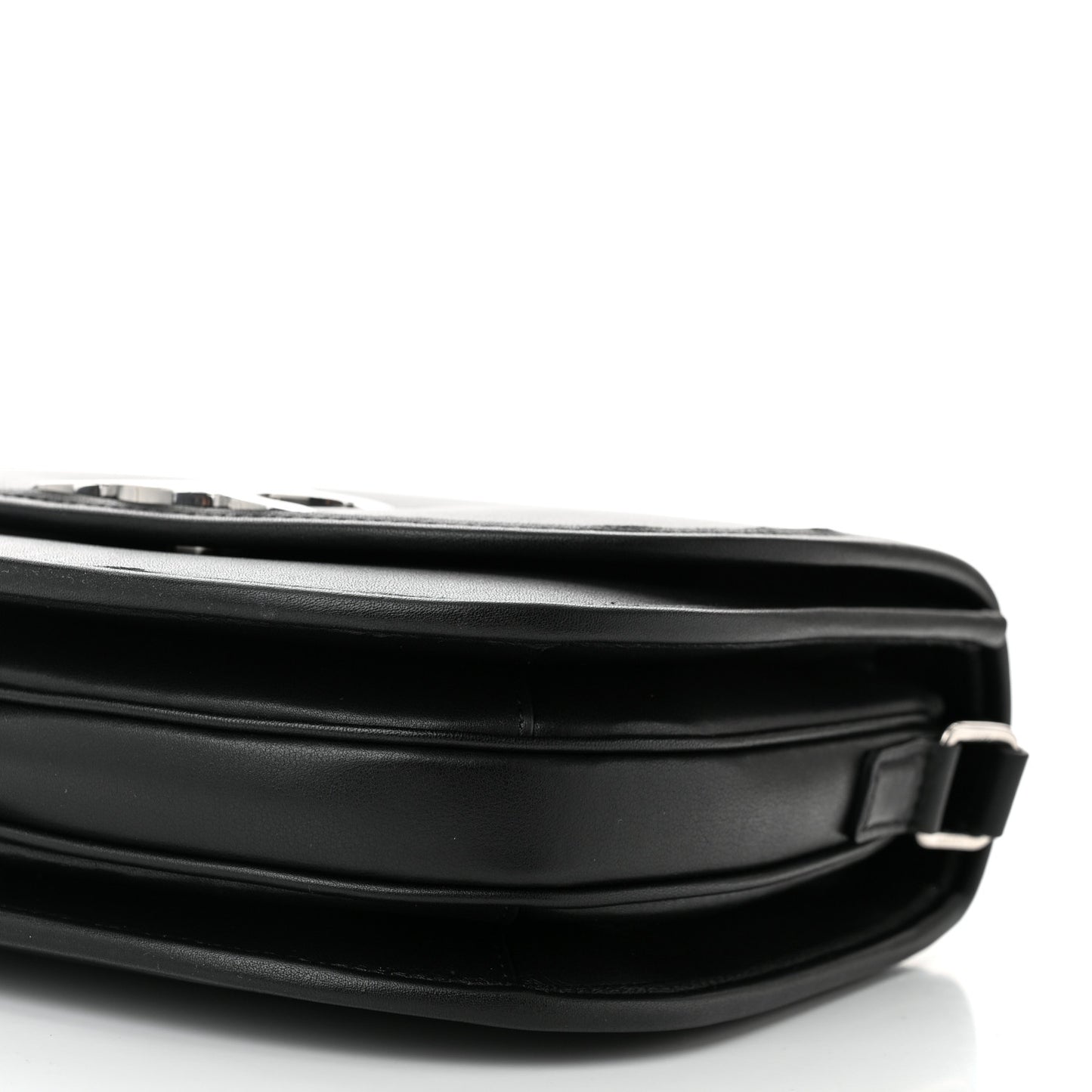 Supple Calfskin Medium Triomphe Besace Black