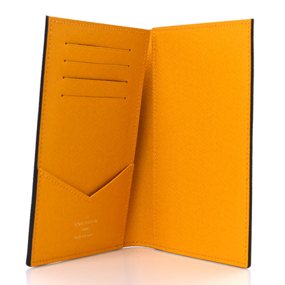 Louis Vuitton Monogram 2022 Christmas Animation New York Soho Passport Cover Yellow 5 of 7