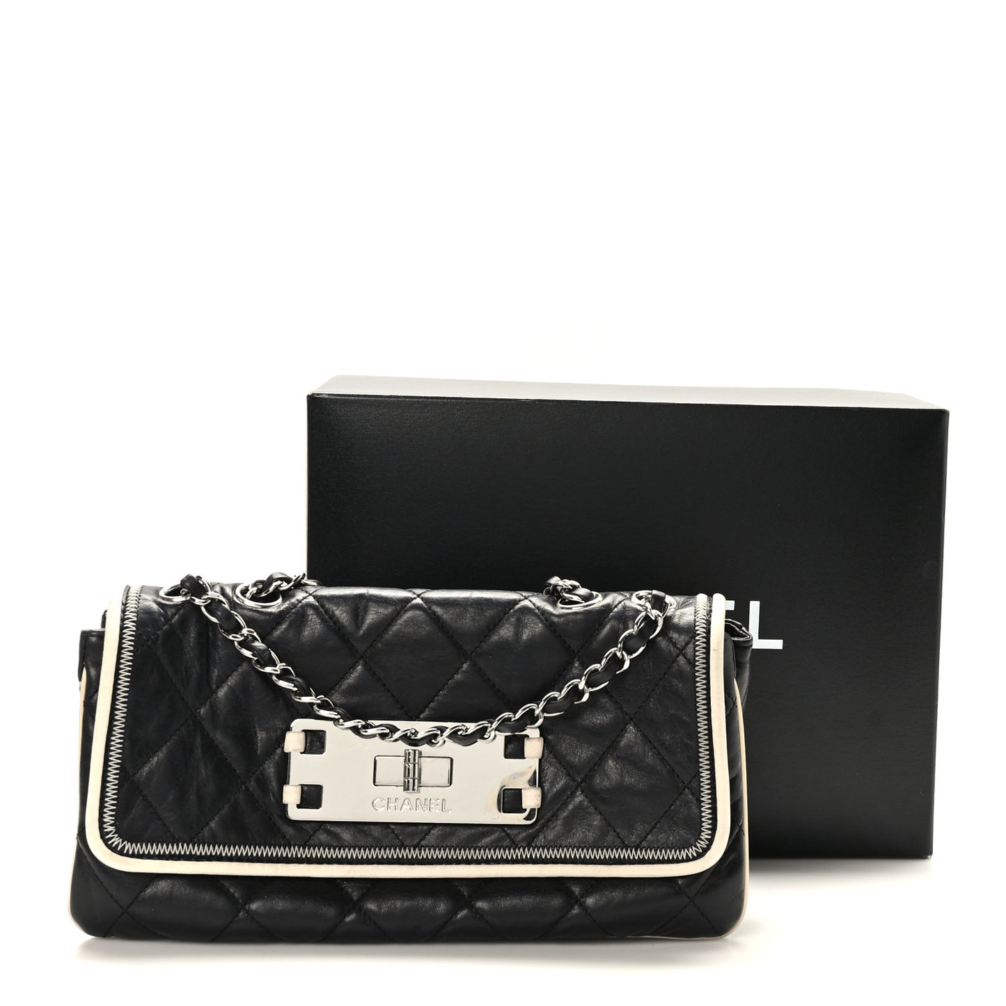 Lambskin Quilted East West Flap Black