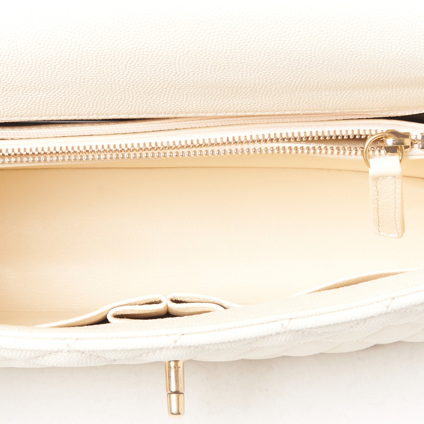 Caviar Lizard Quilted Small Coco Handle Flap Ivory