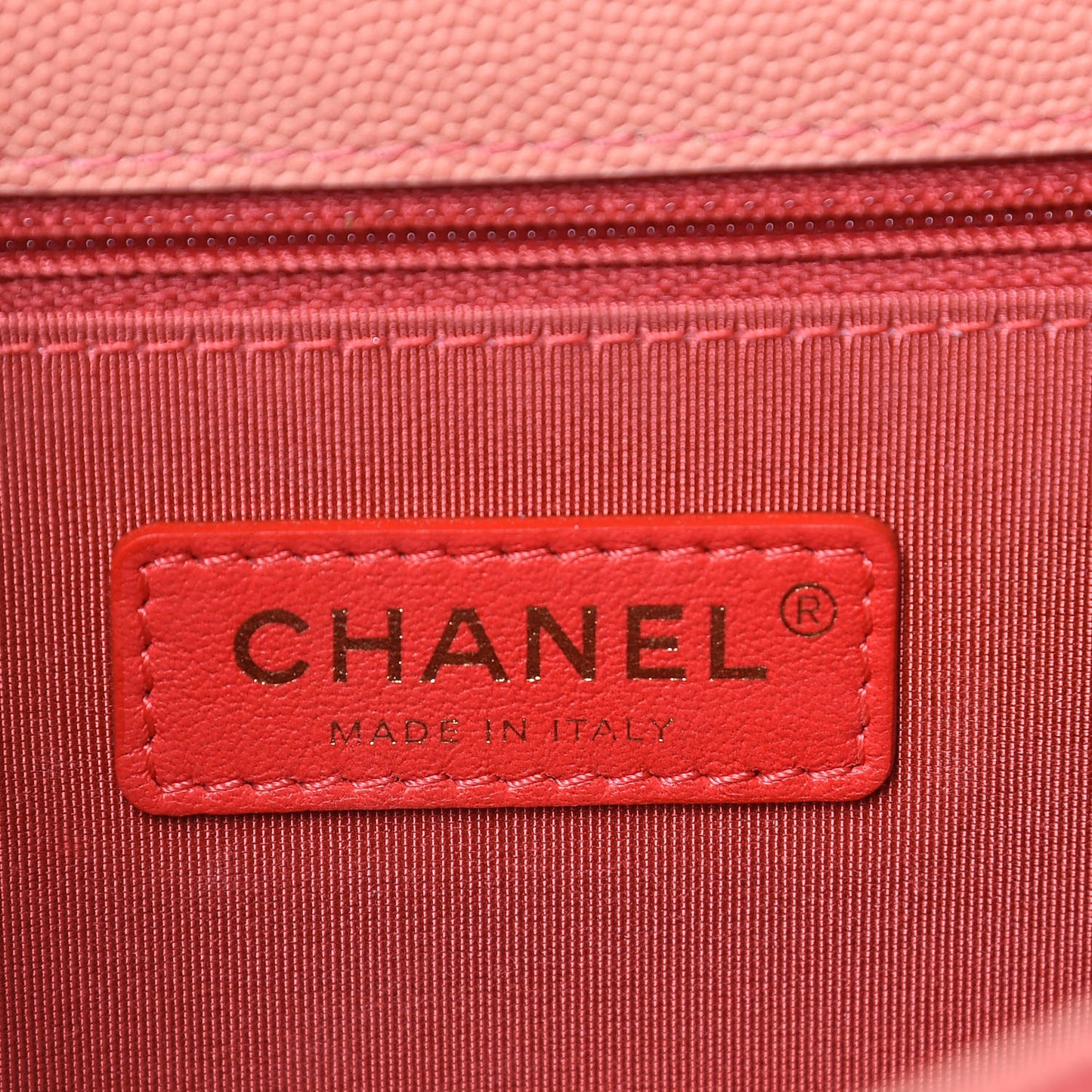 Caviar Quilted Medium Sunset On The Sea Flap Coral