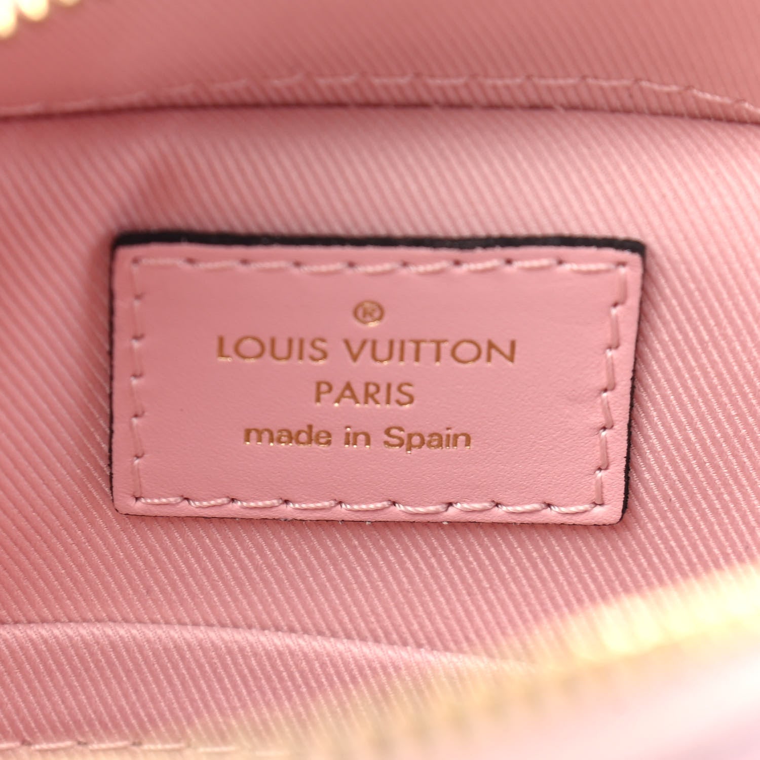 Louis Vuitton Damier Azur Saintonge Eau de Rose 6 of 9