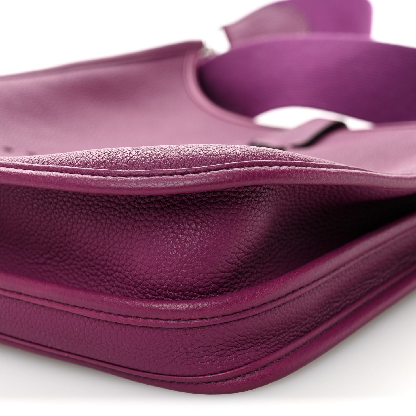 Taurillon Maurice Evelyne III PM Anemone