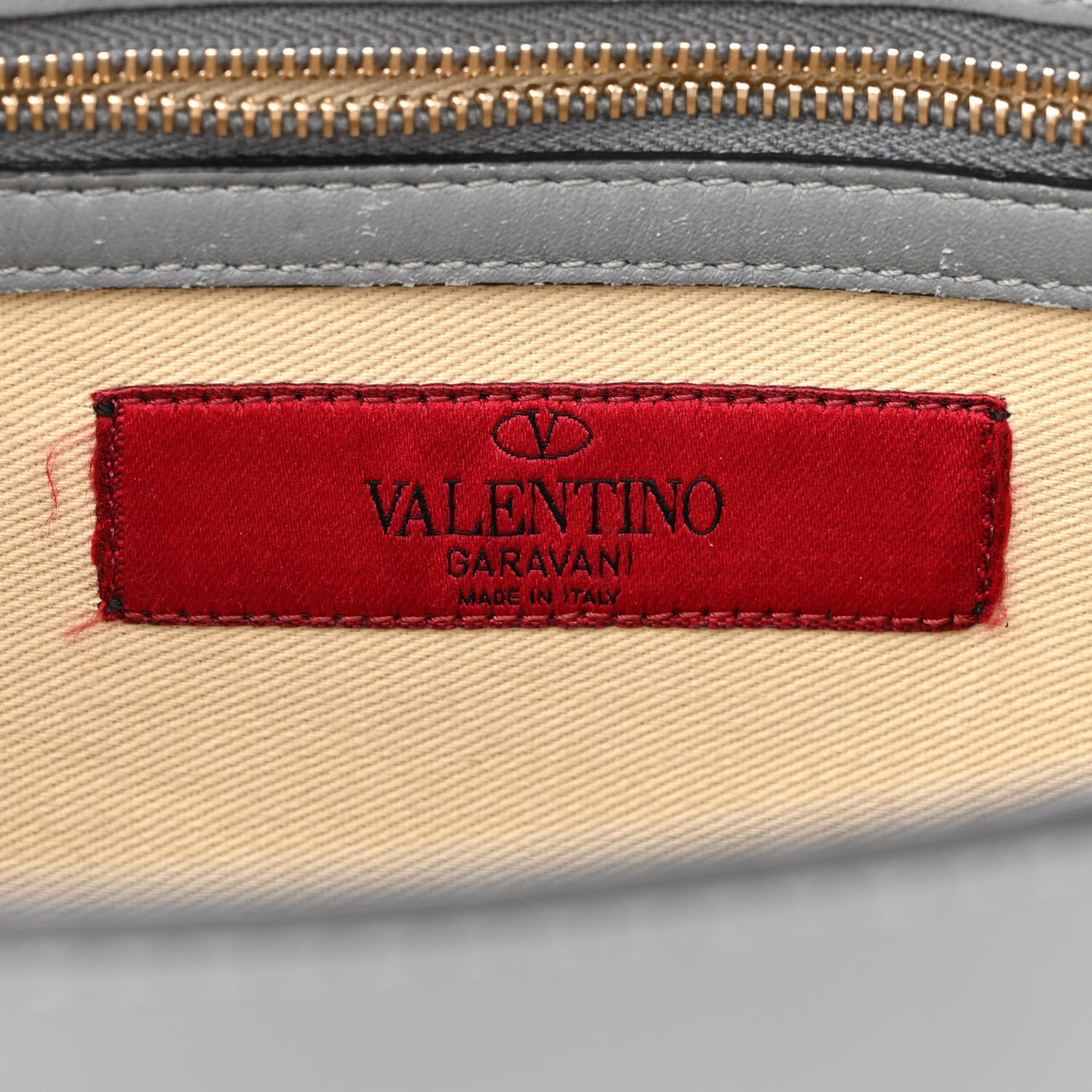 Vitello Medium Rockstud Flap Saddle Bag Light Stone