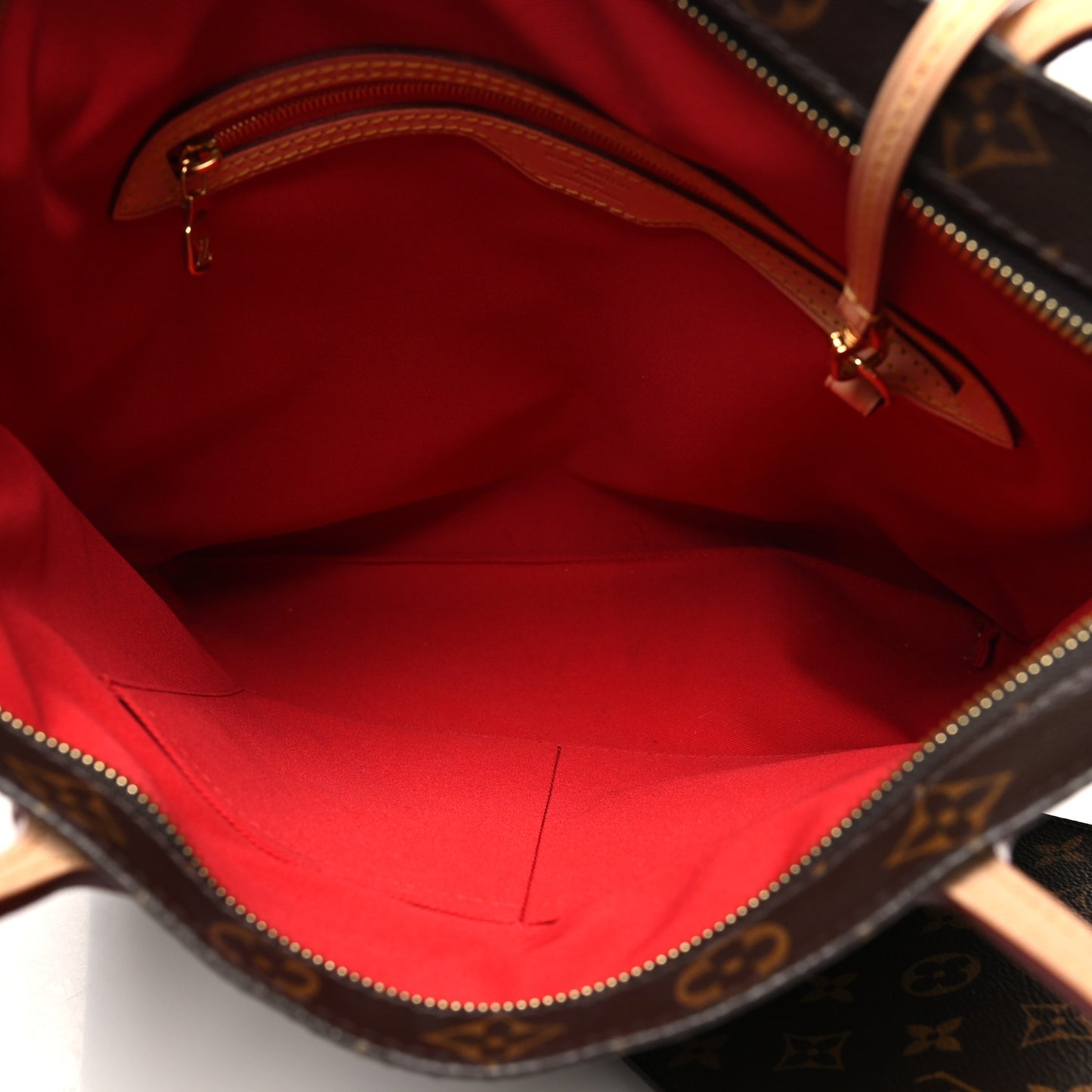 Monogram Carry It
