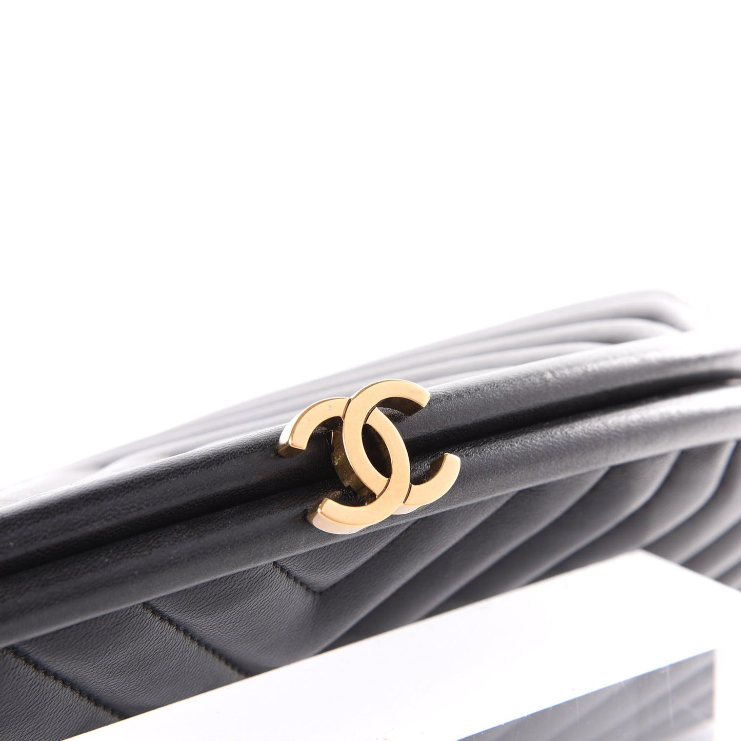 Lambskin Chevron Quilted Timeless Clutch Black