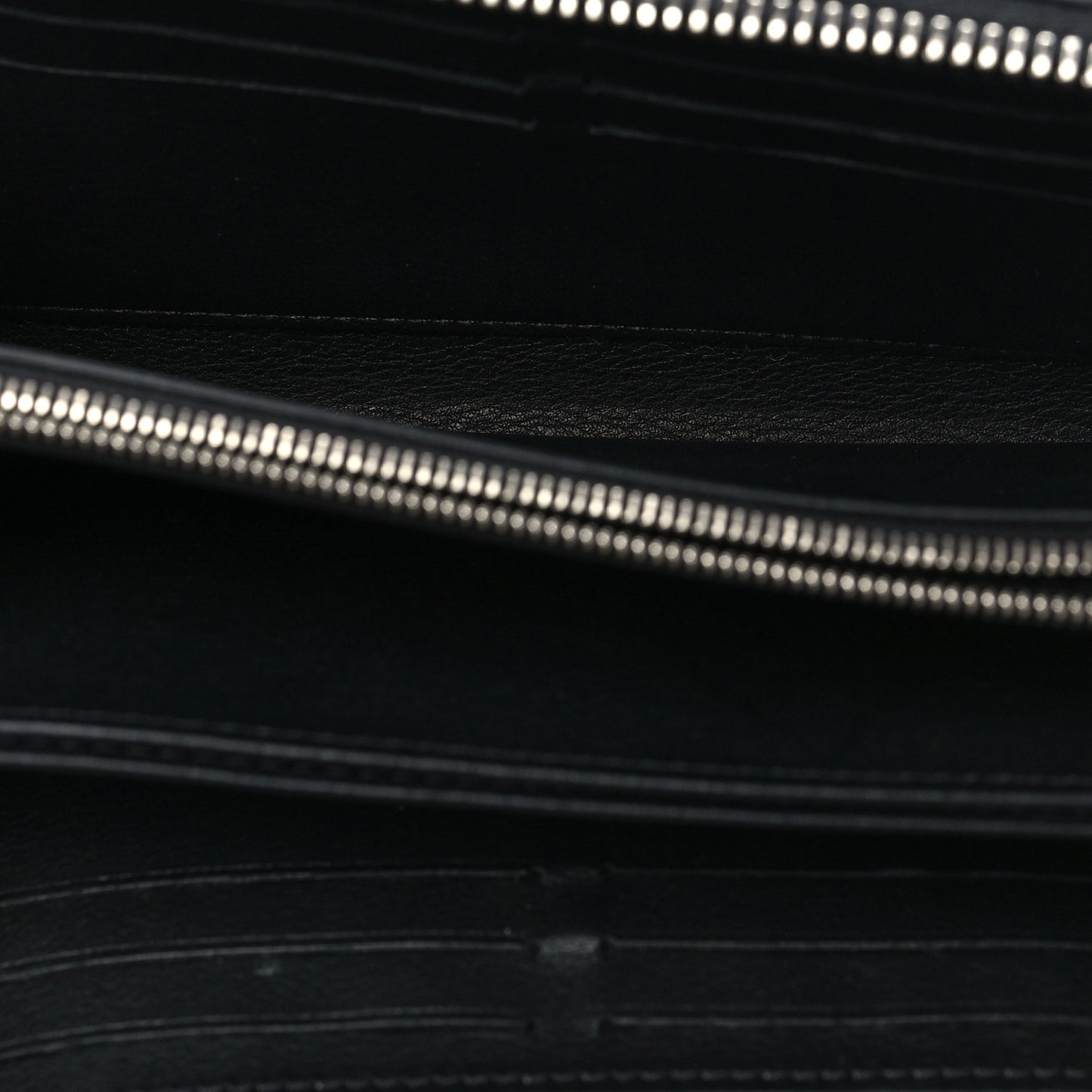 Mahina Zippy Wallet NM Black