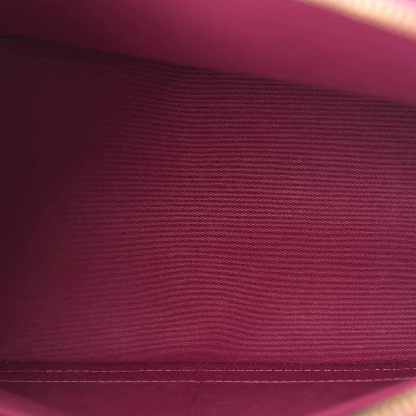 Vernis Alma PM Magenta