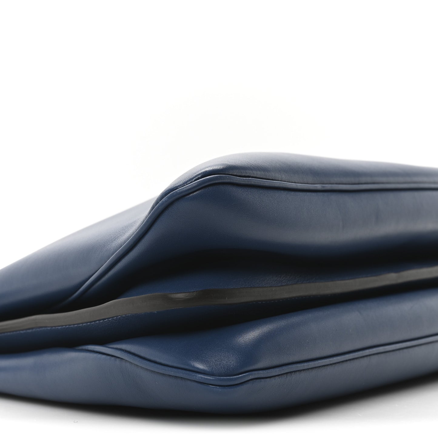 Vitello Large Soft Peekaboo Poseidon