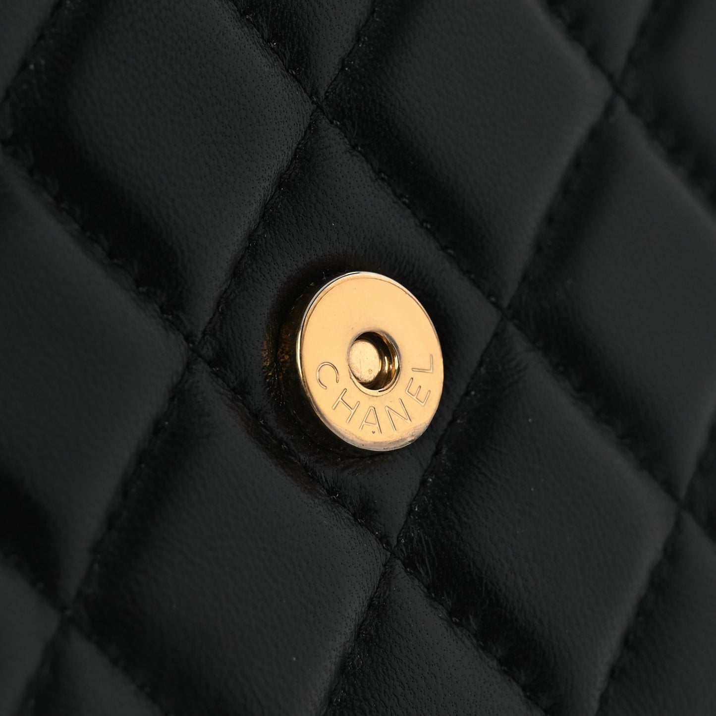 Lambskin Quilted CC Pearl Enamel Clutch on Chain WOC Black