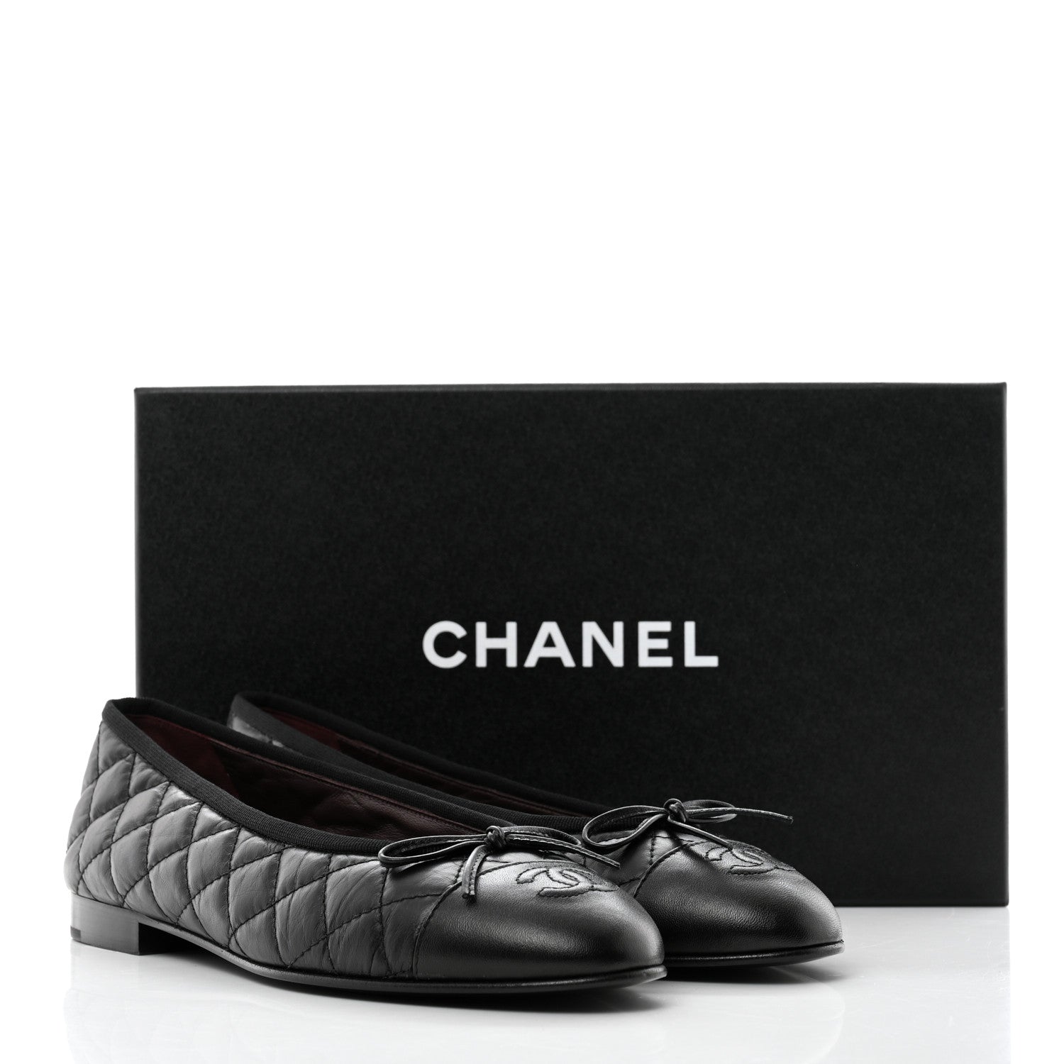 Chanel Aged Calfskin Quilted CC Cap Toe Ballerina Flats 38.5 Black 9 of 9