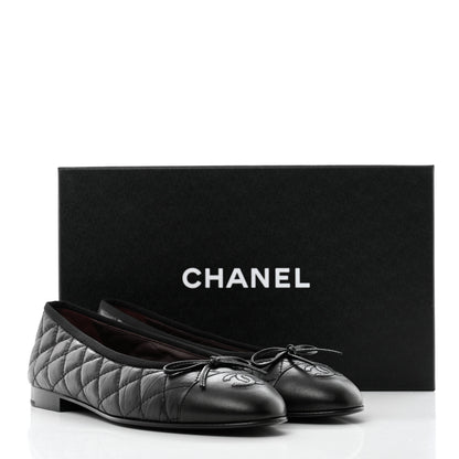 Chanel Aged Calfskin Quilted CC Cap Toe Ballerina Flats 38.5 Black 9 of 9