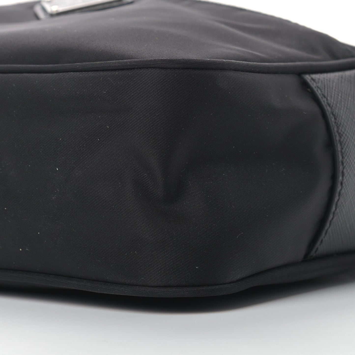 Nylon Tessuto Messenger Bag Black