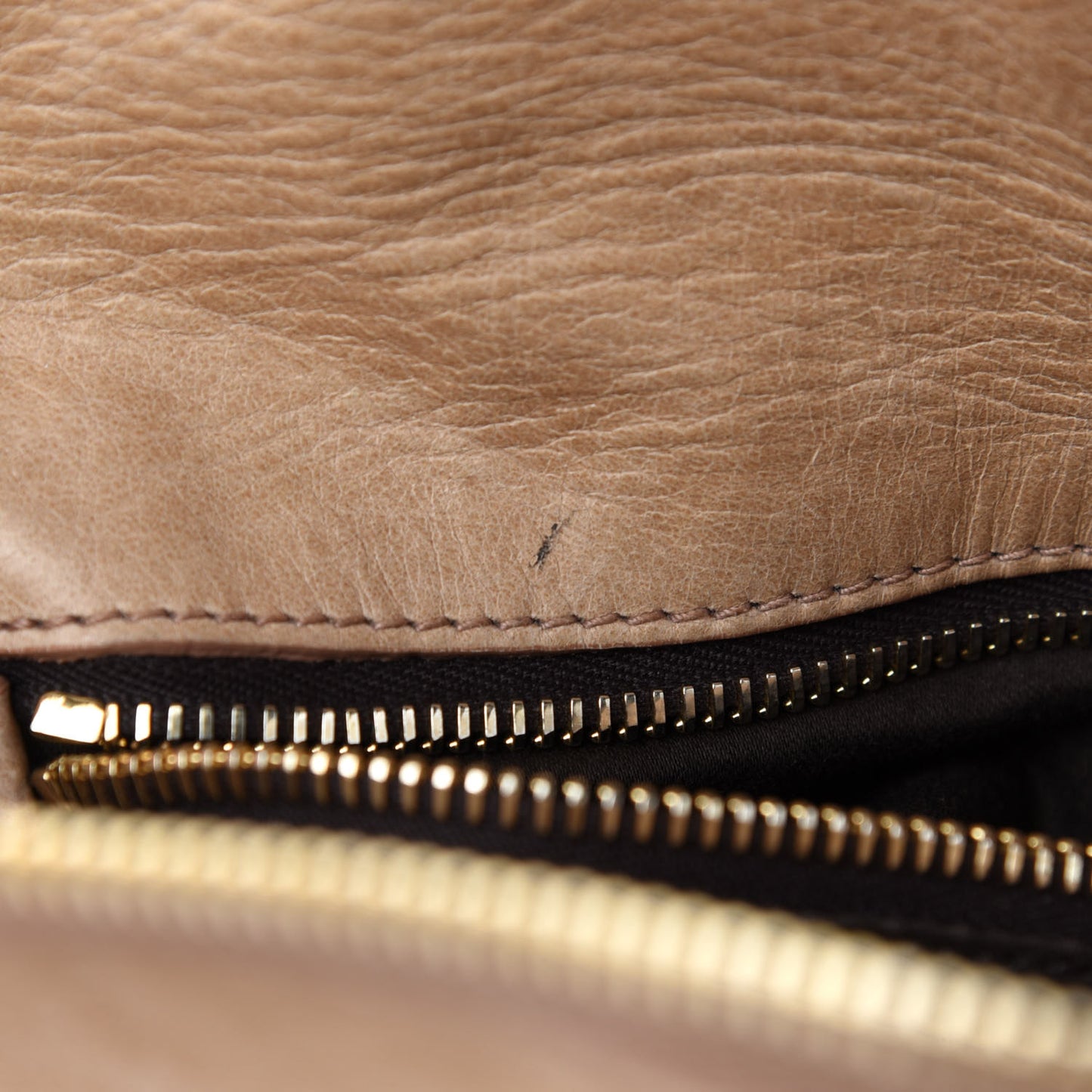Vitello Lux Medium Bow Bag Cammeo