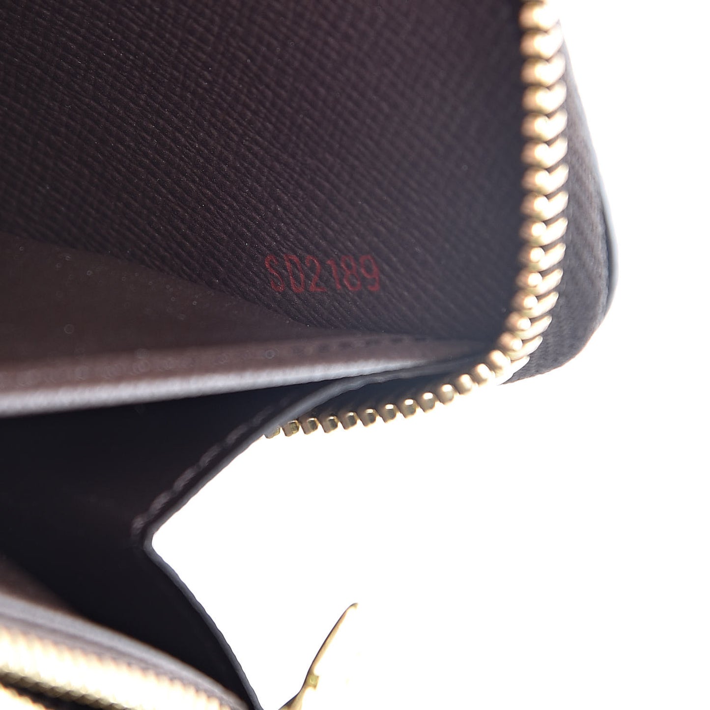 Damier Ebene Zippy Wallet