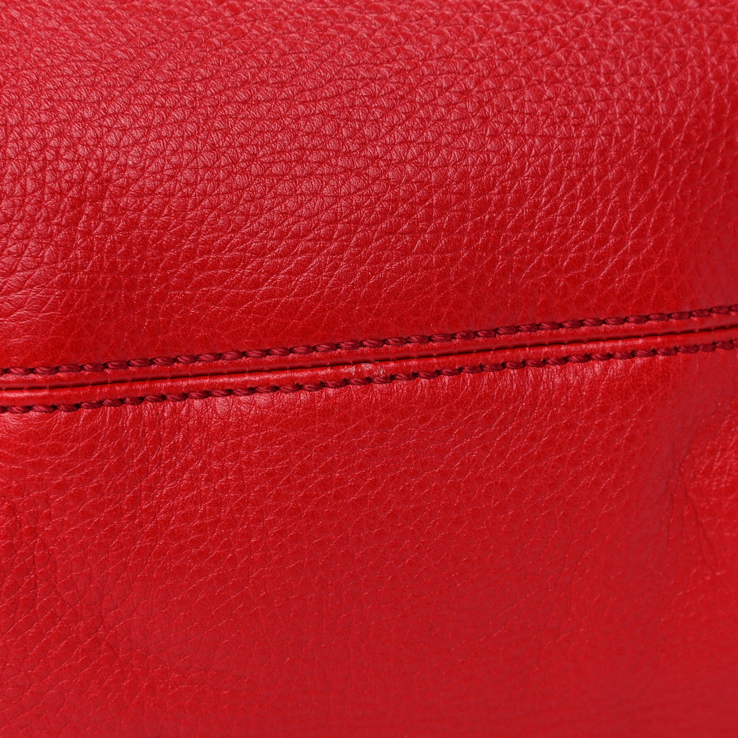 Gucci Pebbled Calfskin Medium Soho Chain Hobo Red 10 of 10
