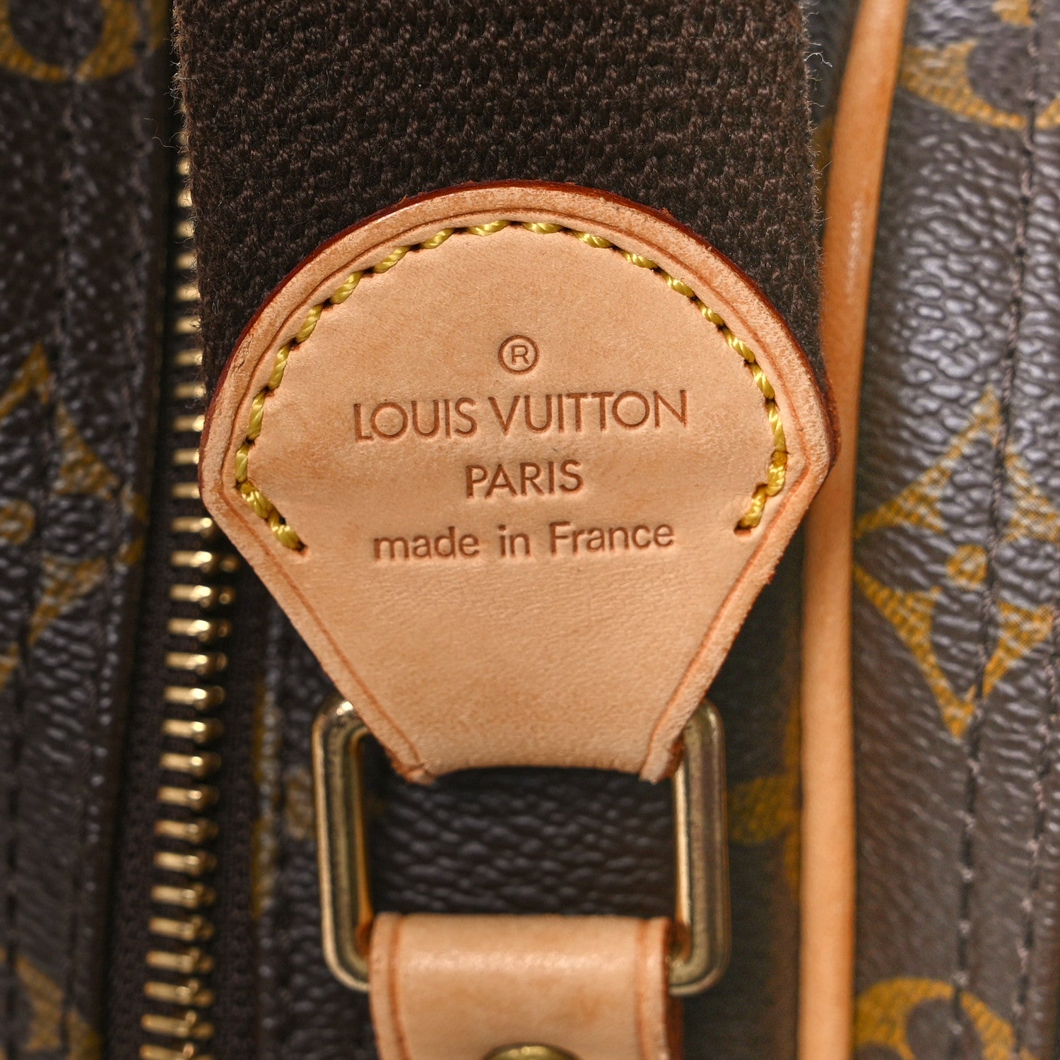 Louis Vuitton Monogram Reporter PM 7 of 10