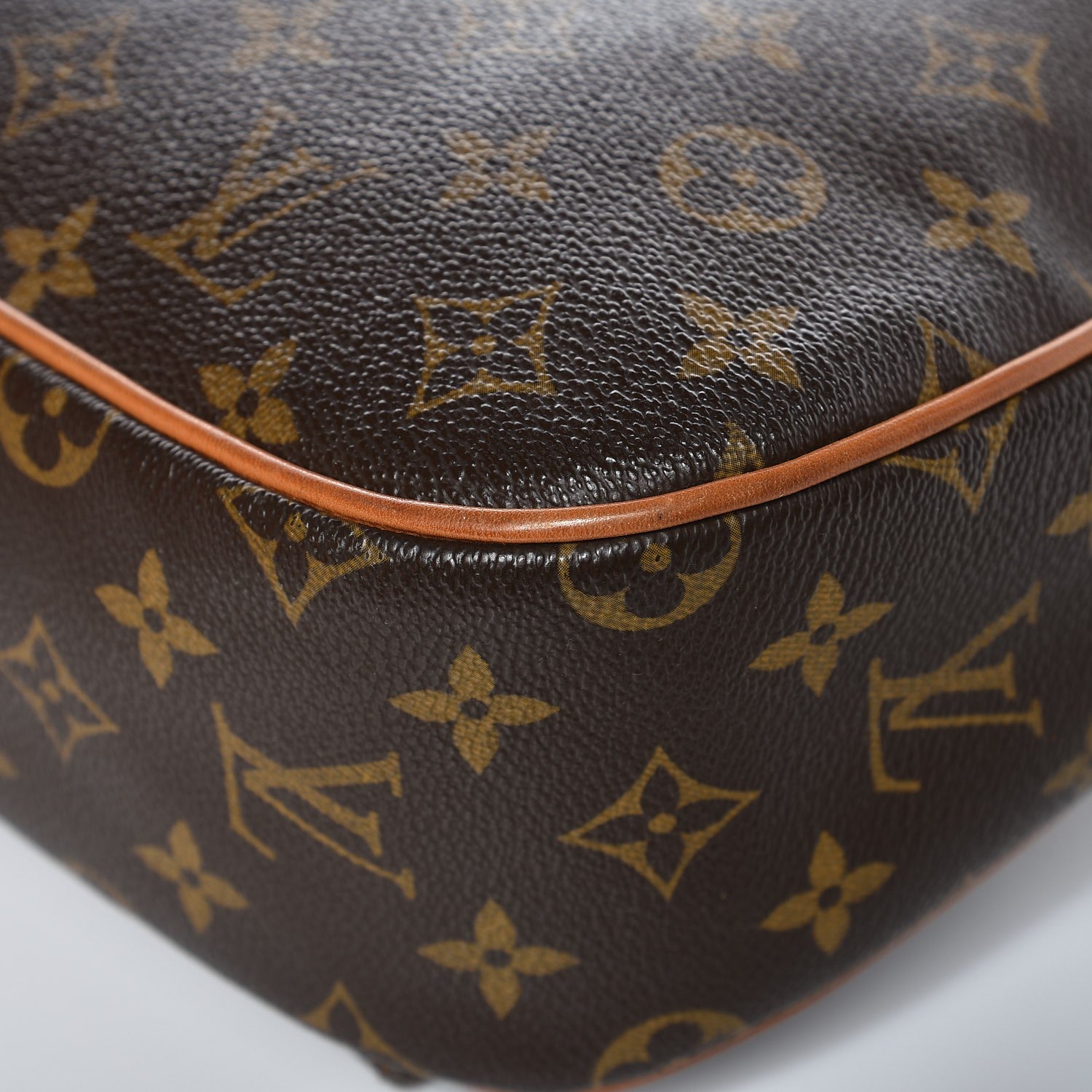Louis Vuitton Monogram Hudson GM 10 of 15