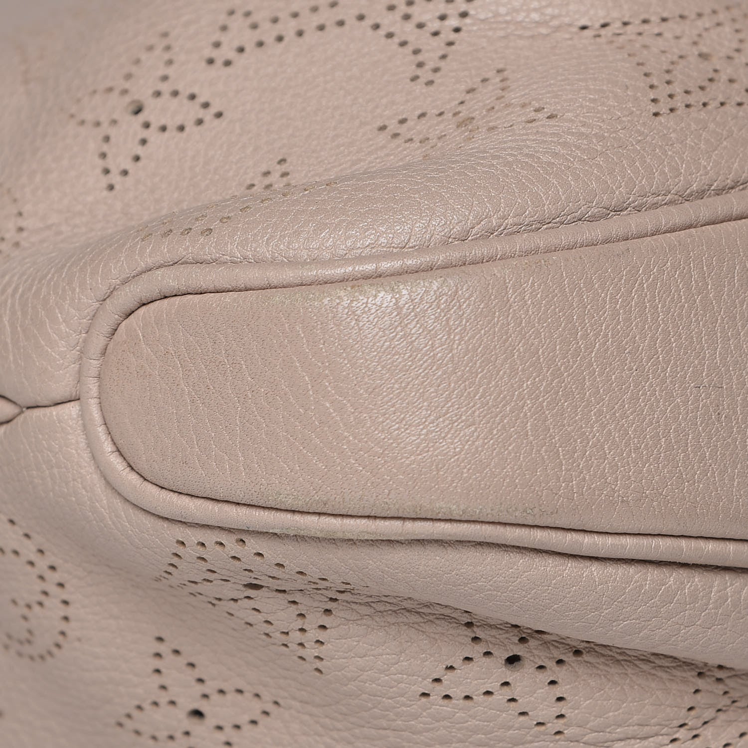 Louis Vuitton Mahina Selene PM Sandy 10 of 12