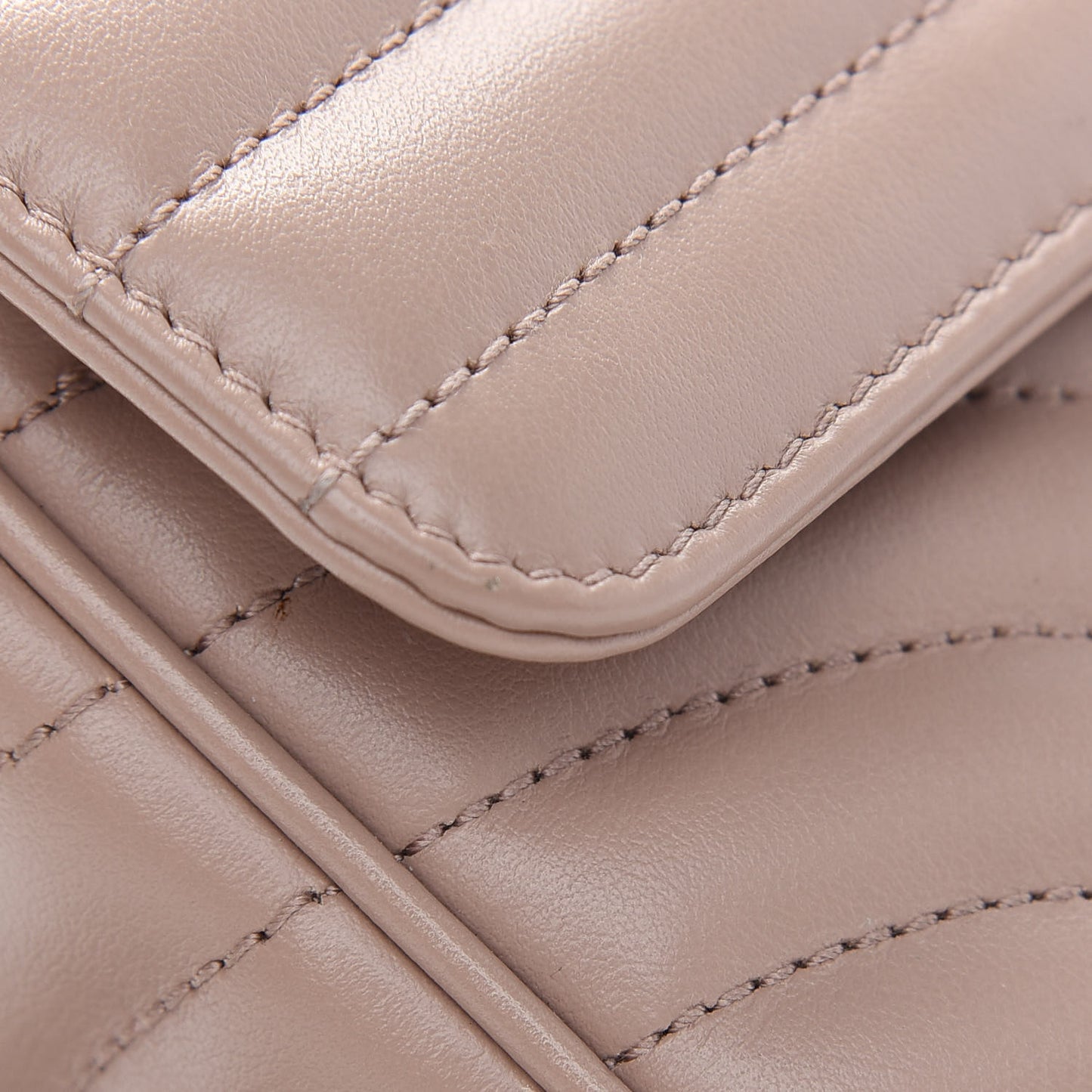 Soft Calfskin Impunture Diagramme Medium Chain Flap Shoulder Bag Cipria