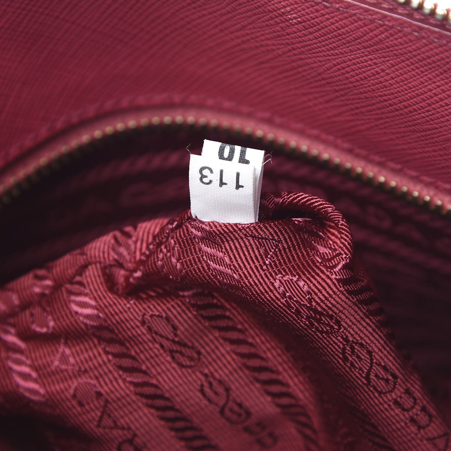 Saffiano Lux Medium Promenade Tote Peonia