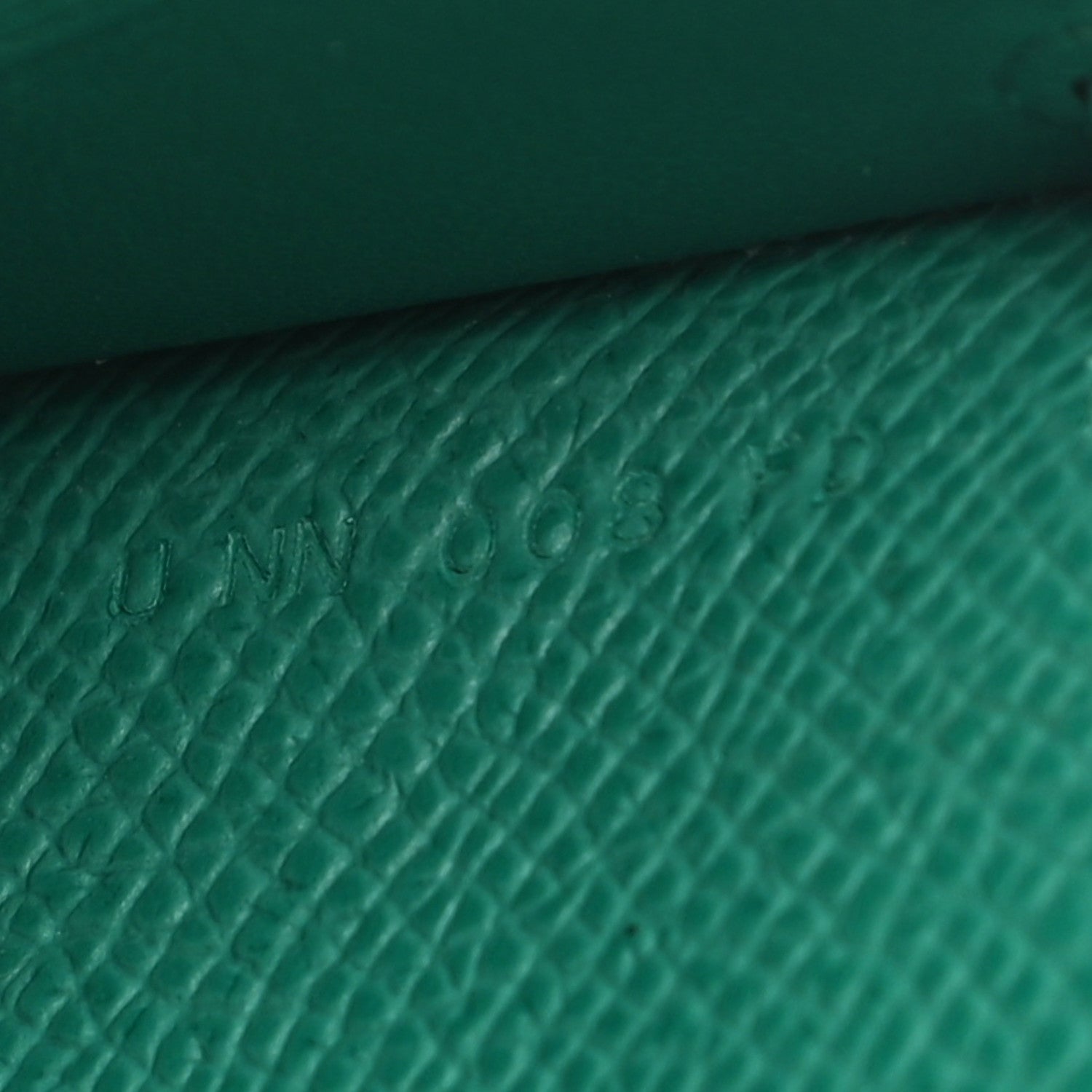 Hermes Epsom Shiny Alligator Touch Kelly Wallet To Go Vert Jade 7 of 8