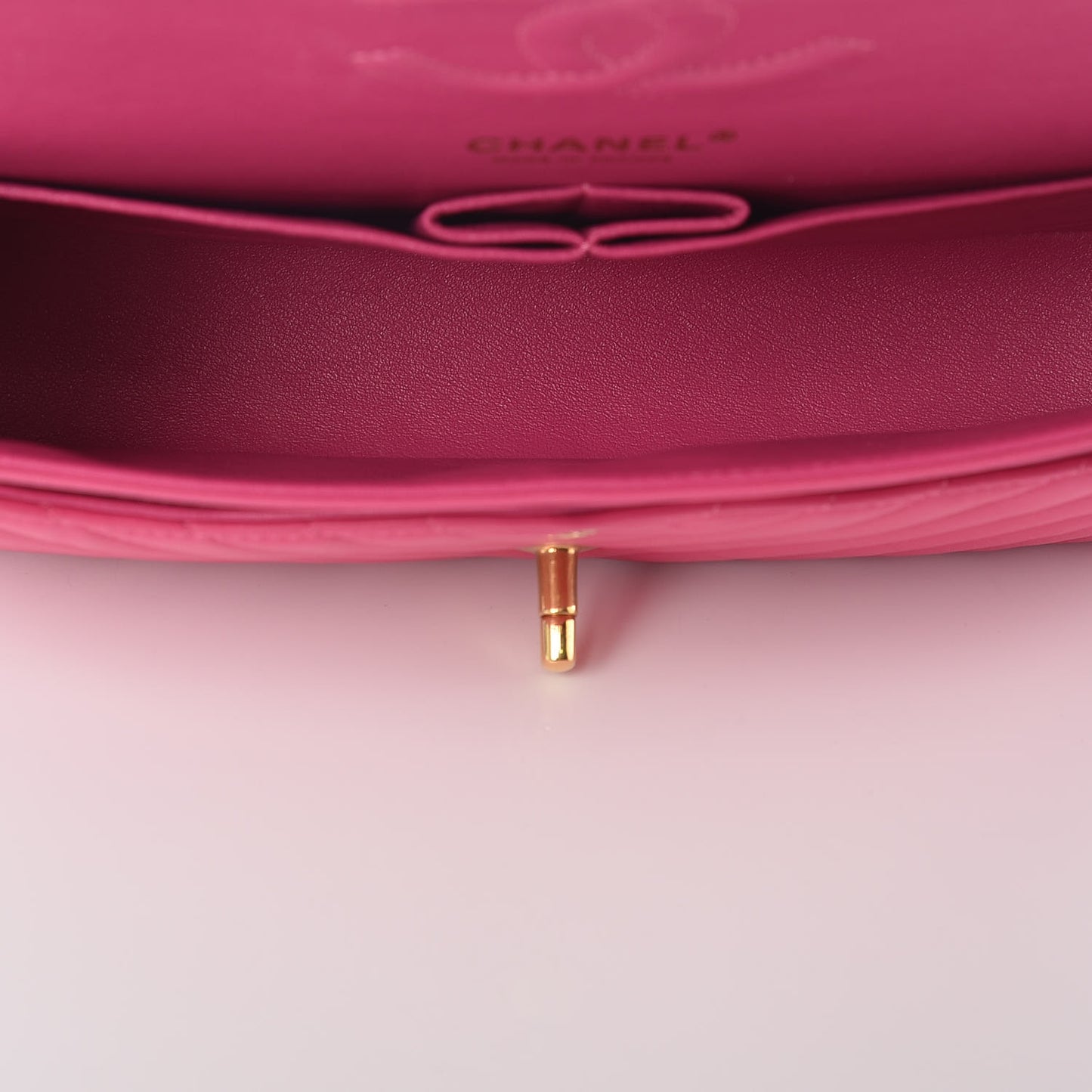 Lambskin Chevron Quilted Medium Double Flap Pink